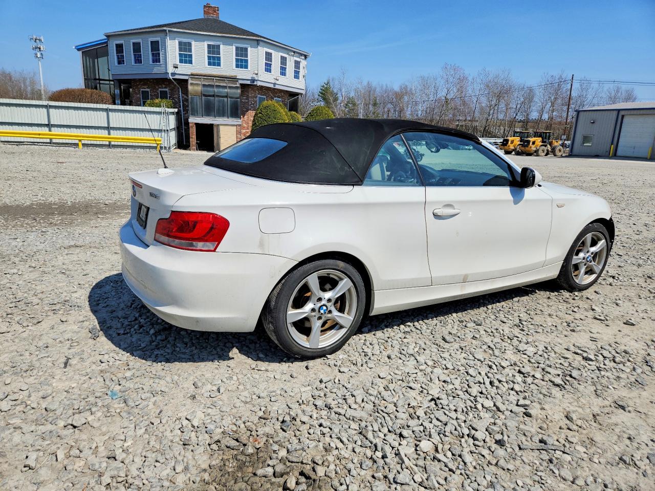 2012 Bmw 128 I White vin: WBAUN1C54CVH84402