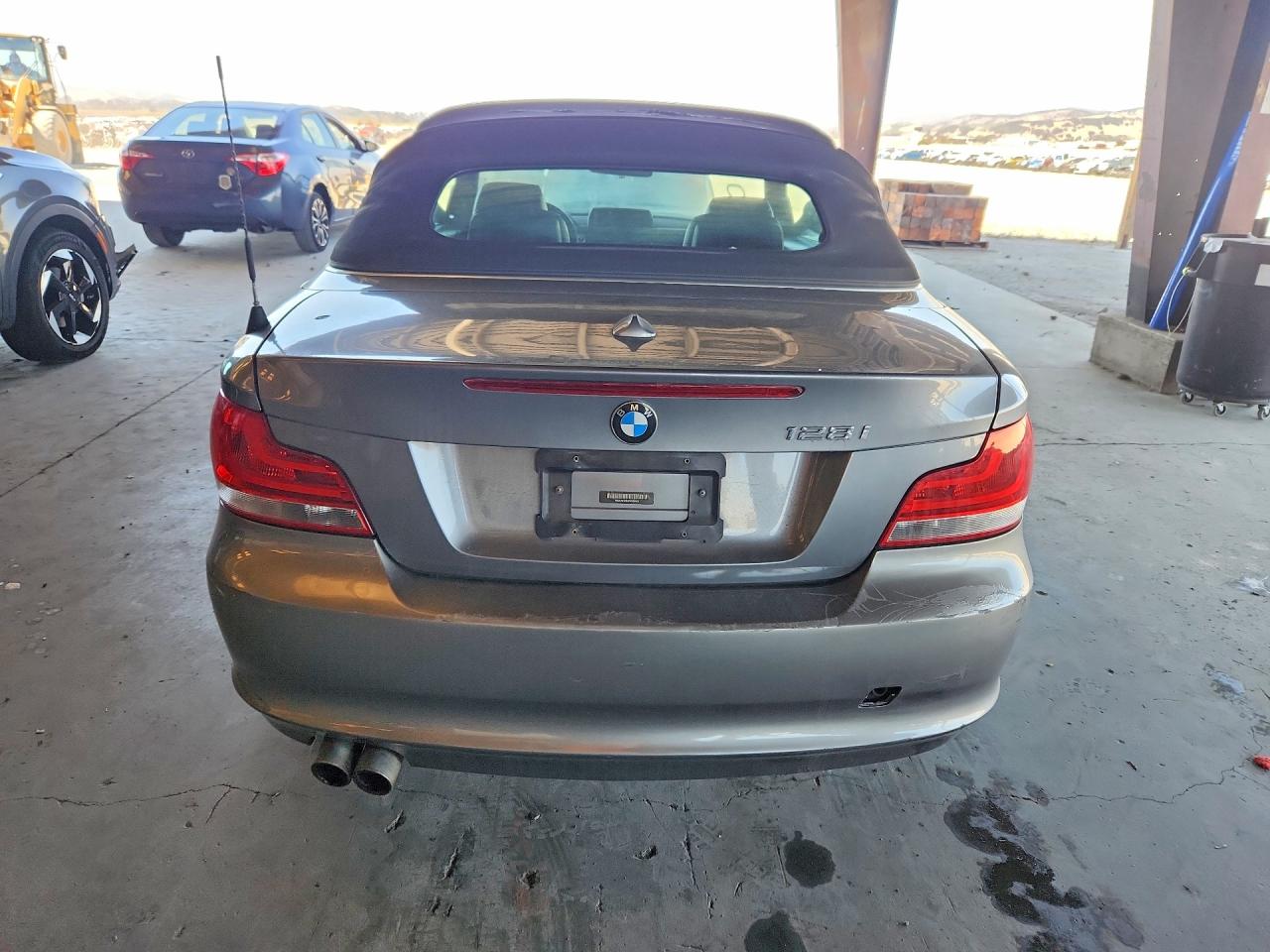 2012 Bmw 128 I Gray vin: WBAUN1C54CVH84481