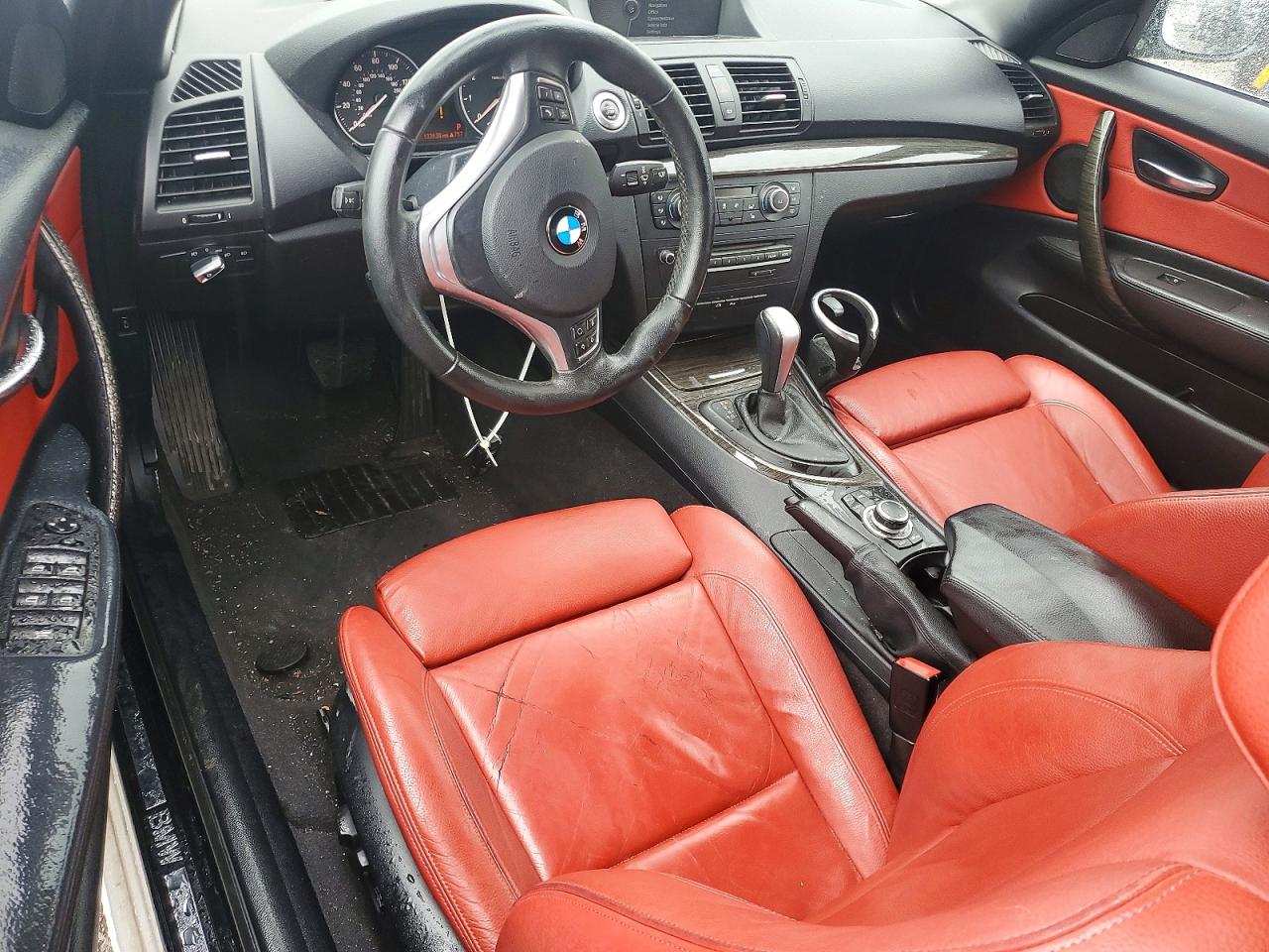 2013 Bmw 128 I Белый vin: WBAUN1C54DVR00891