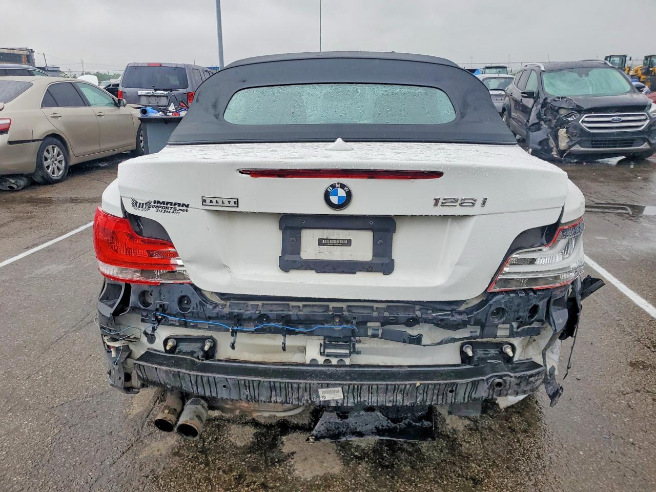 2013 Bmw 128 I Белый vin: WBAUN1C54DVR00891