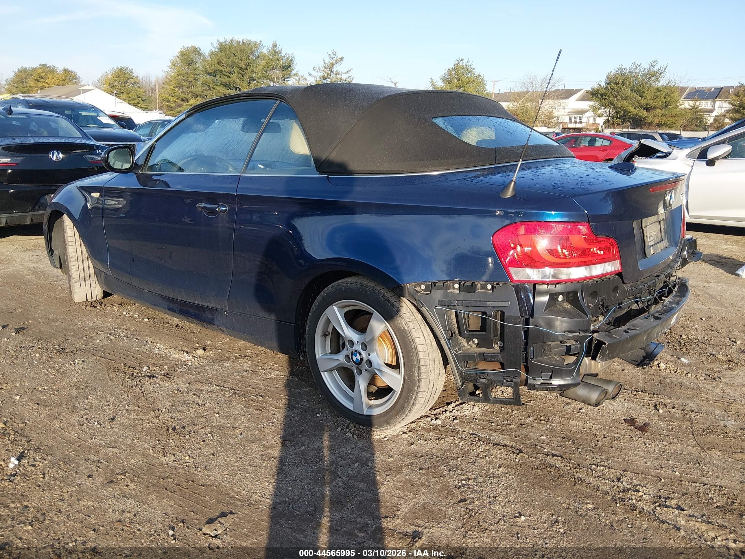 2012 Bmw 128i   Blue vin: WBAUN1C55CVR00039