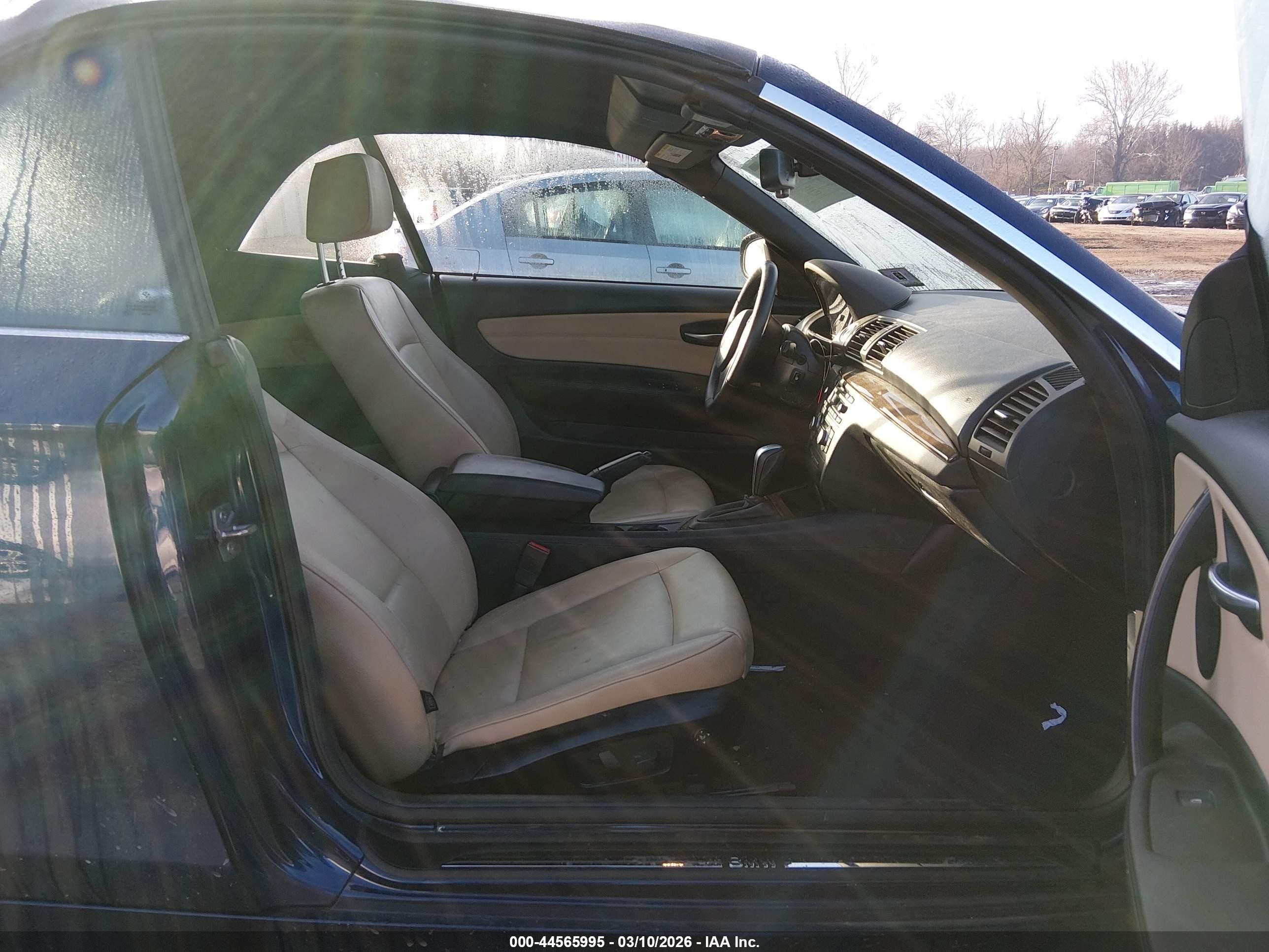 2012 Bmw 128i   Blue vin: WBAUN1C55CVR00039