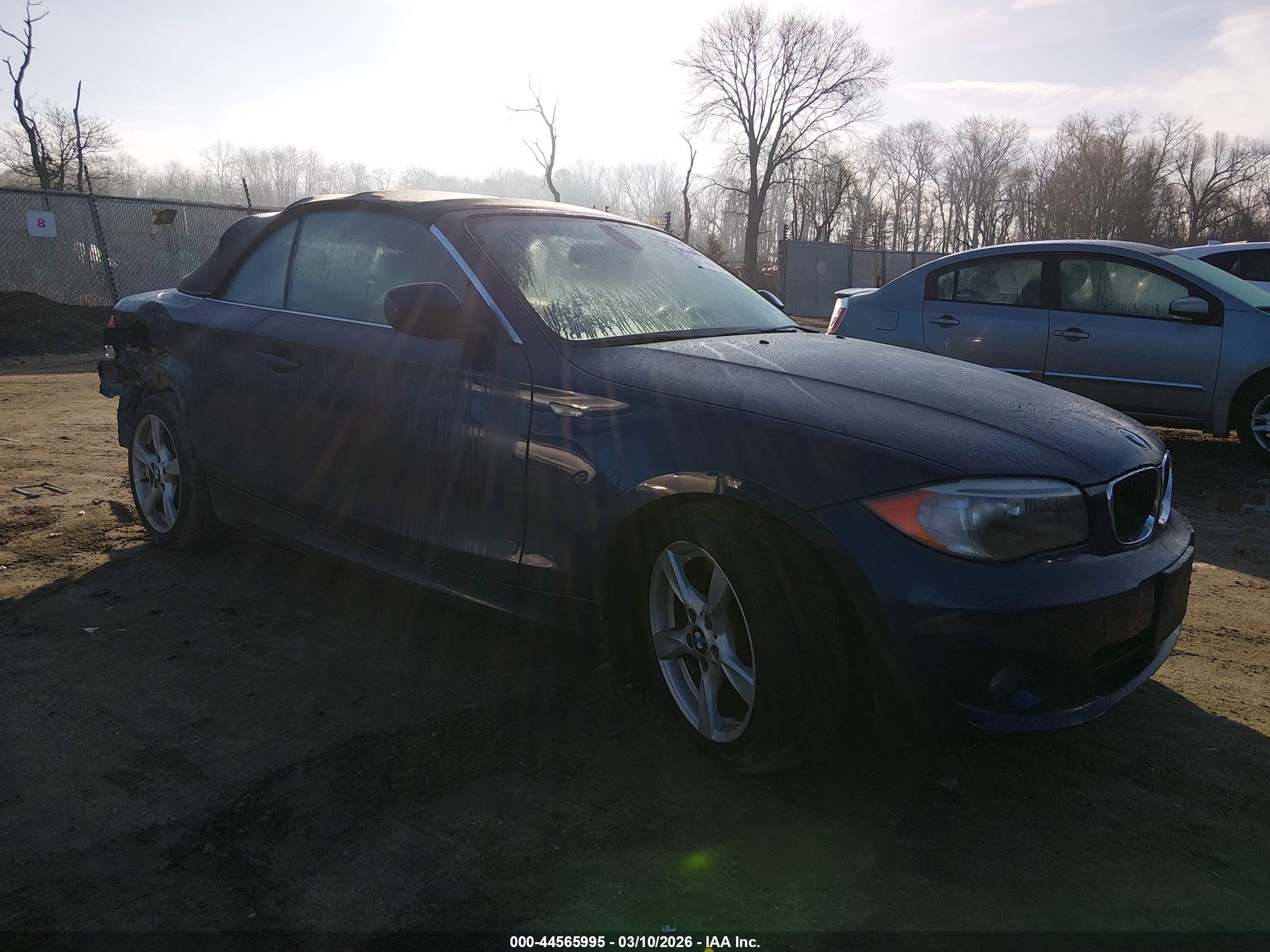 2012 Bmw 128i   Blue vin: WBAUN1C55CVR00039
