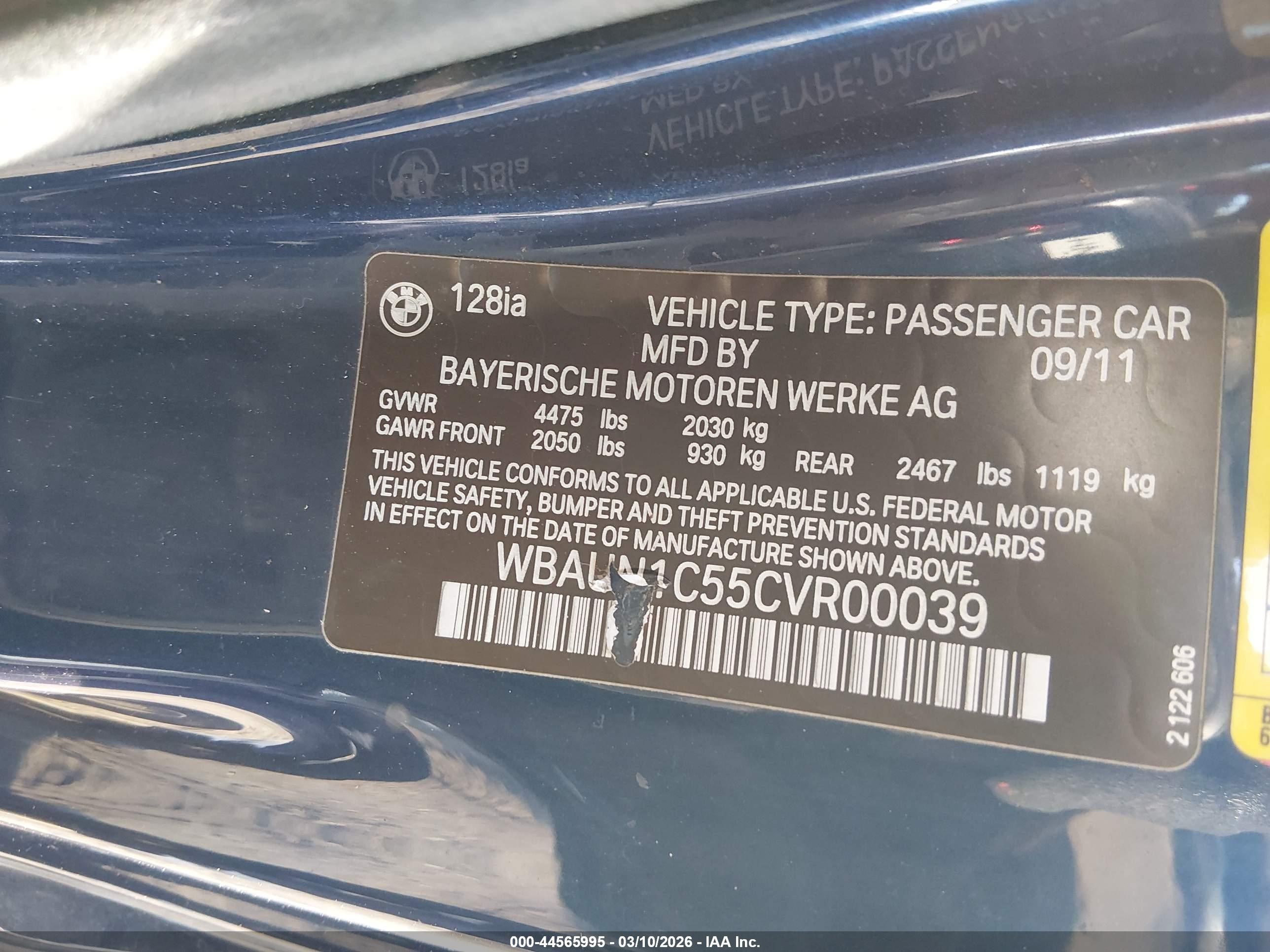 2012 Bmw 128i   Blue vin: WBAUN1C55CVR00039