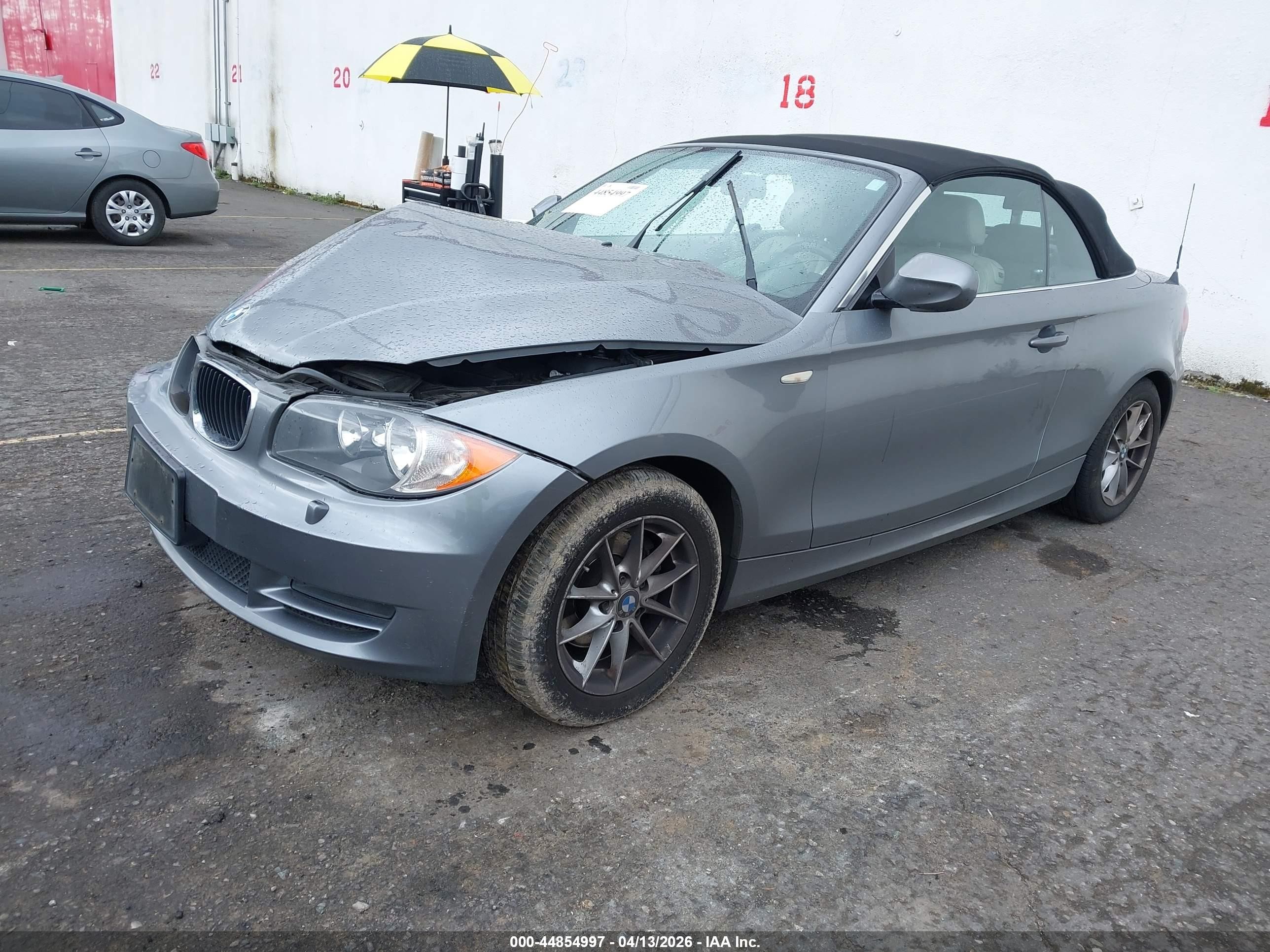 2011 Bmw 128i   Silver vin: WBAUN1C57BVH82996