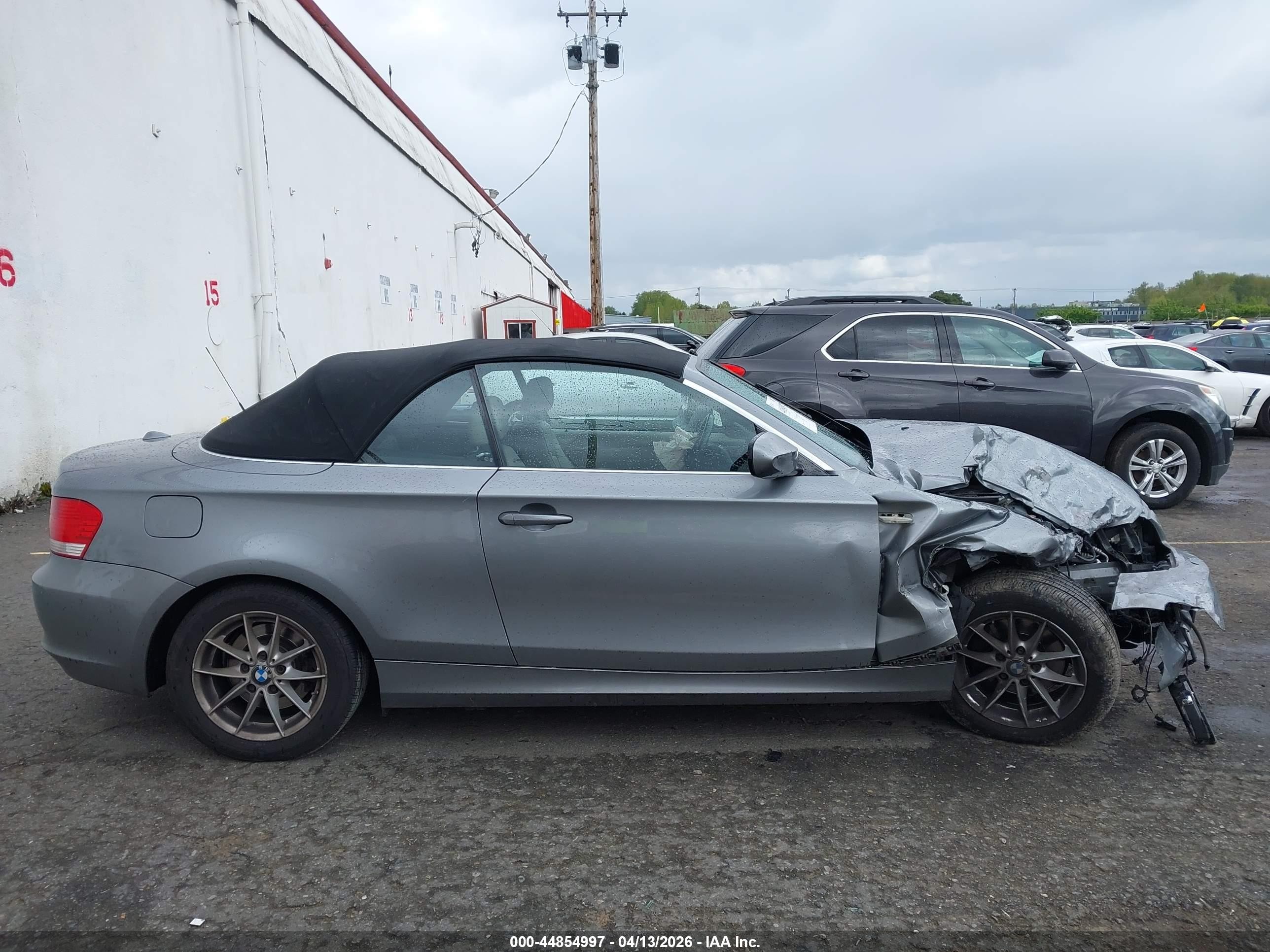 2011 Bmw 128i   Silver vin: WBAUN1C57BVH82996
