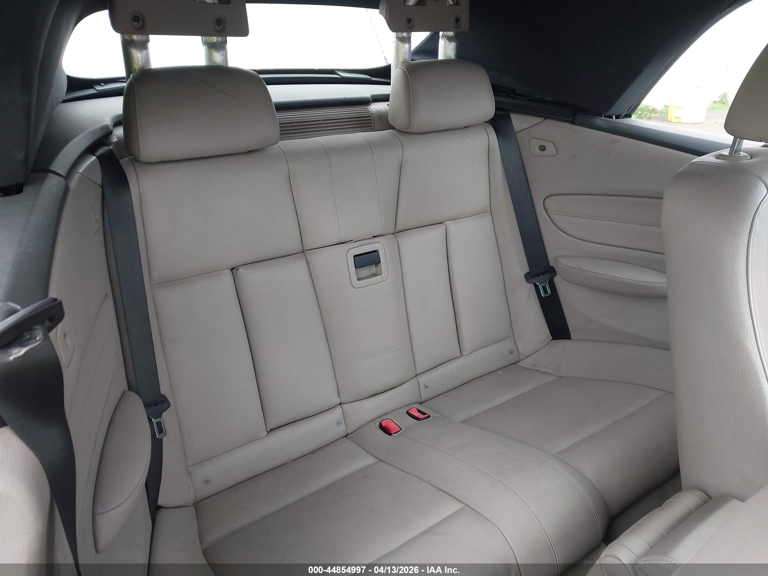2011 Bmw 128i   Silver vin: WBAUN1C57BVH82996