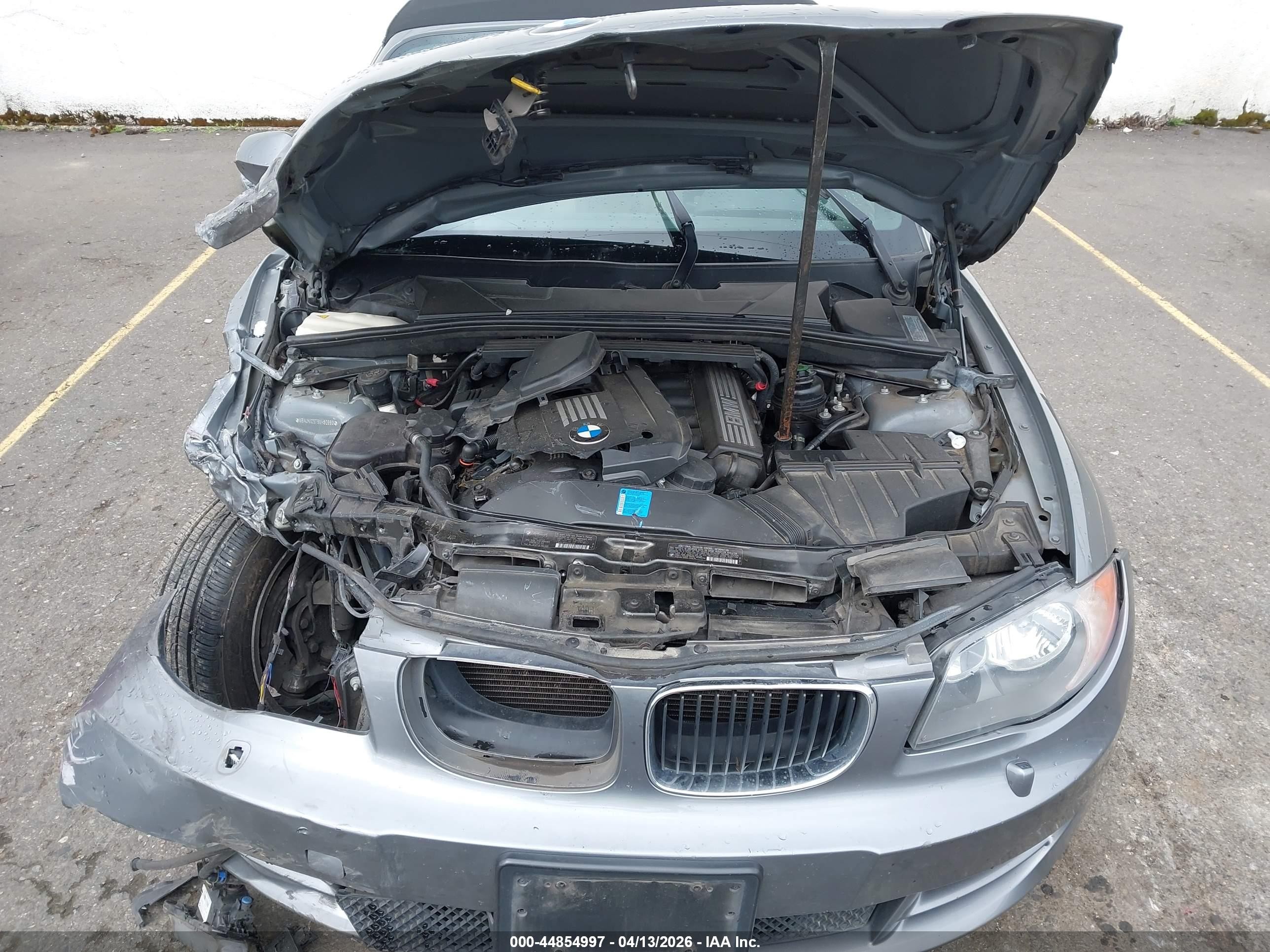 2011 Bmw 128i   Silver vin: WBAUN1C57BVH82996
