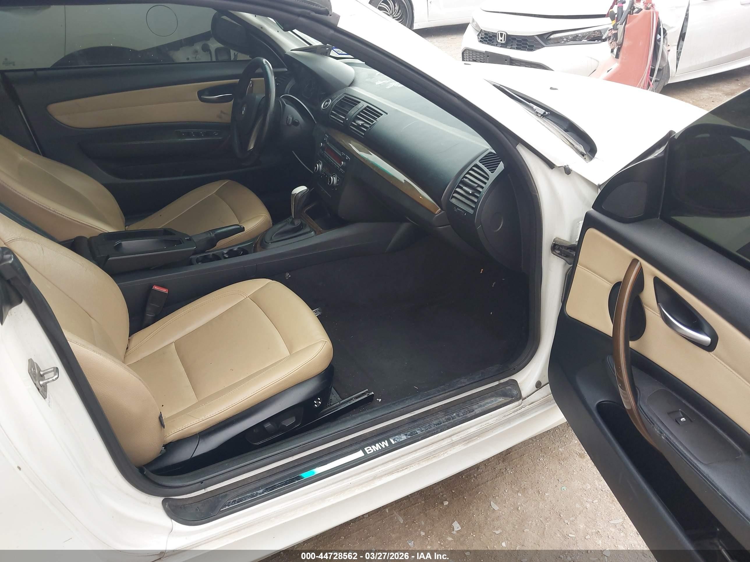 2011 Bmw 128i White vin: WBAUN1C57BVH83775