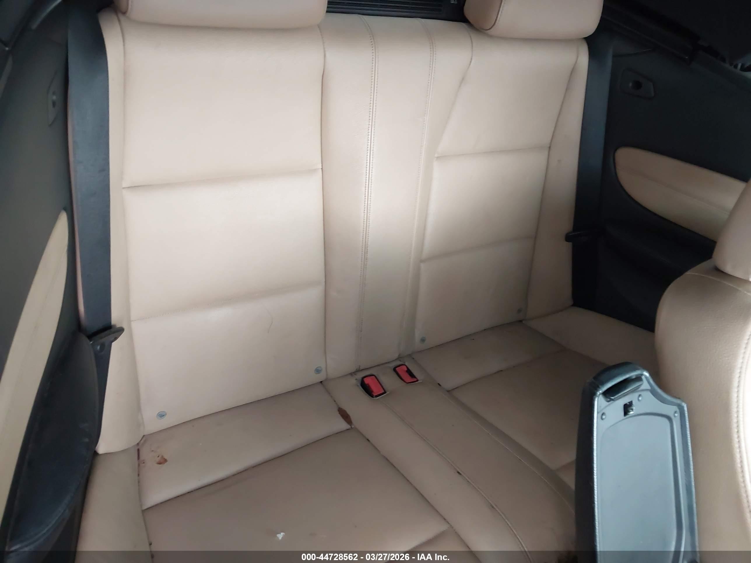 2011 Bmw 128i White vin: WBAUN1C57BVH83775