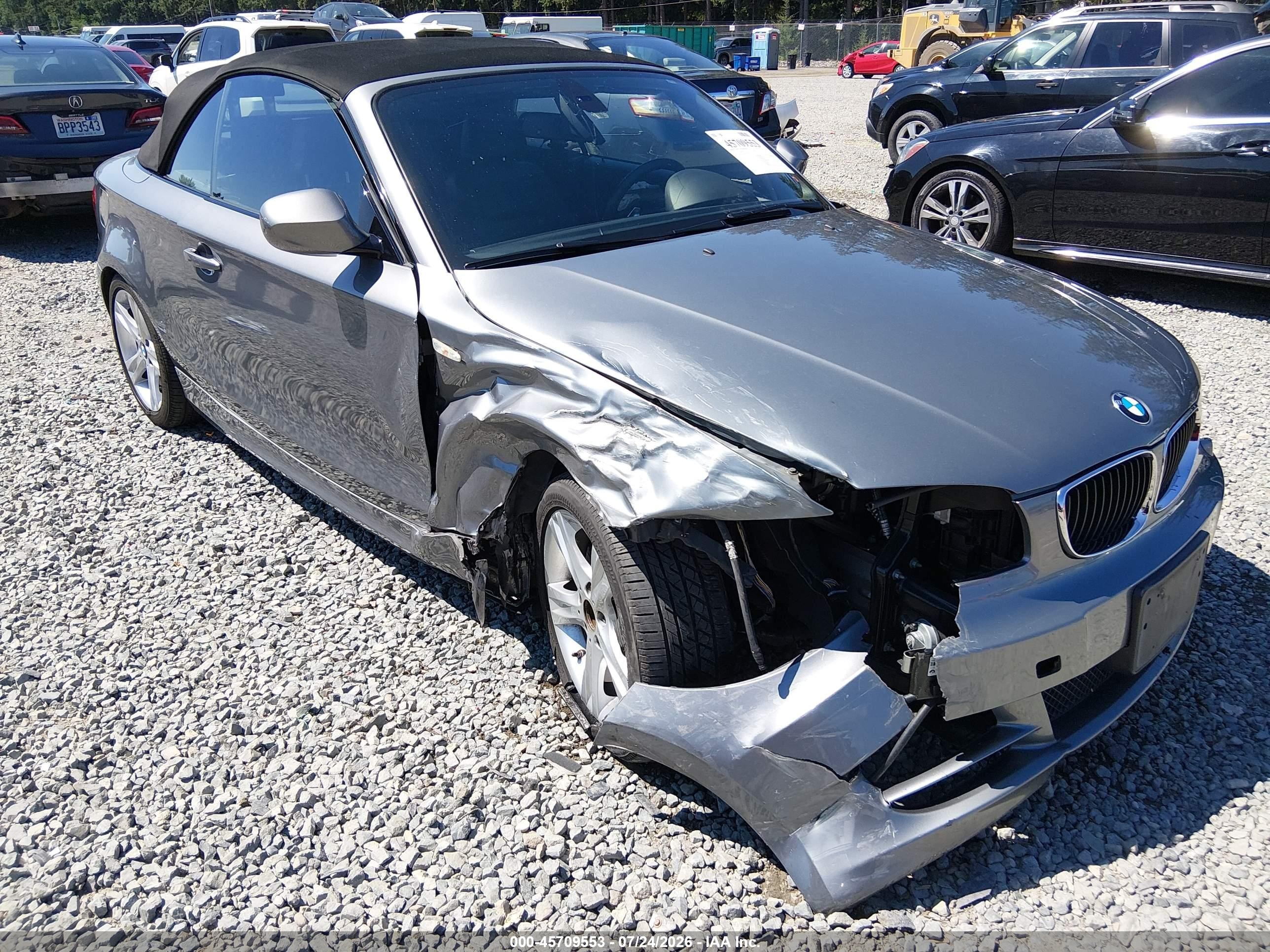 2011 Bmw 128i   Серый vin: WBAUN1C58BVH83249
