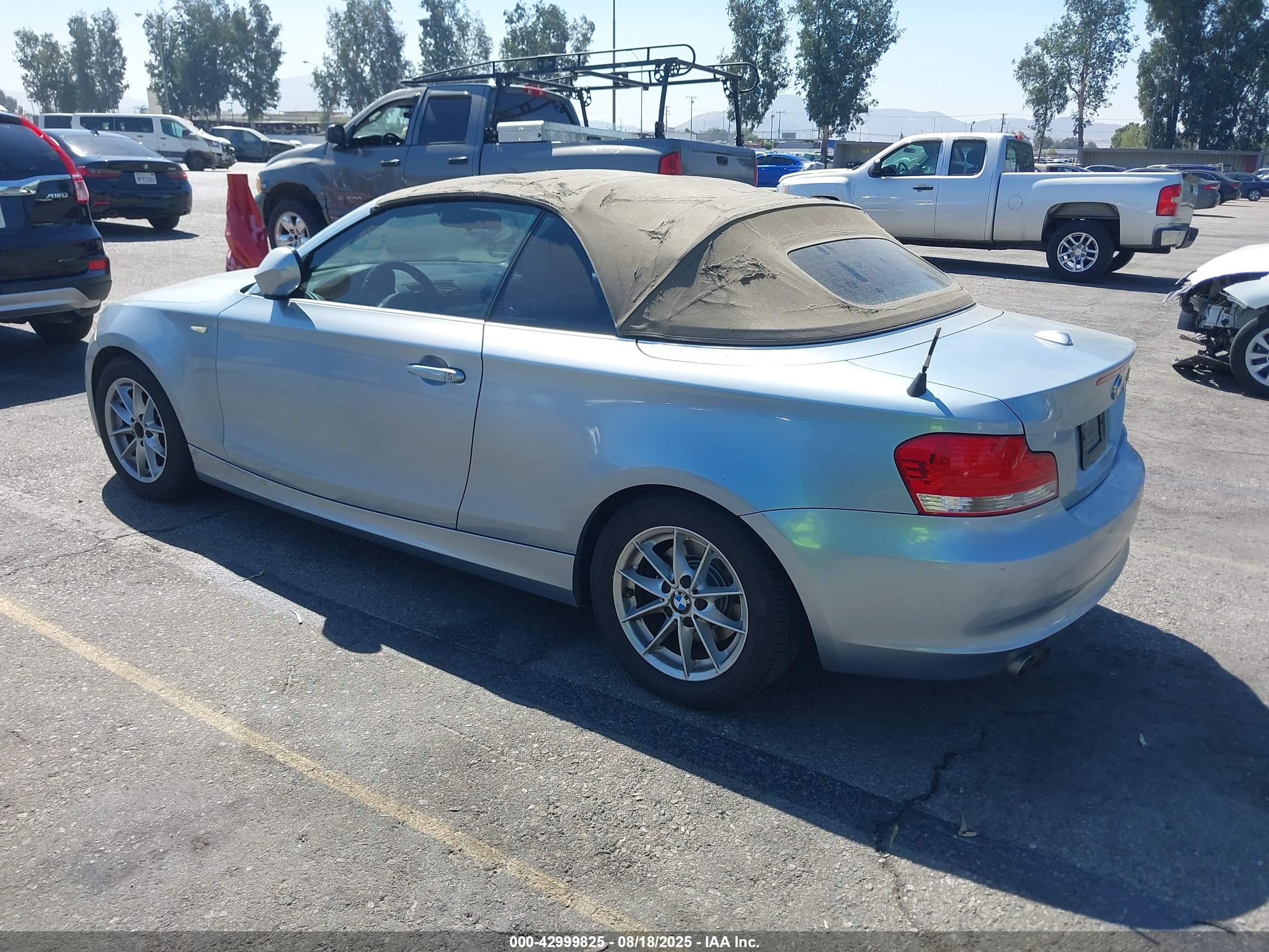 2010 Bmw 128i   Light Blue vin: WBAUN1C59AVH81962