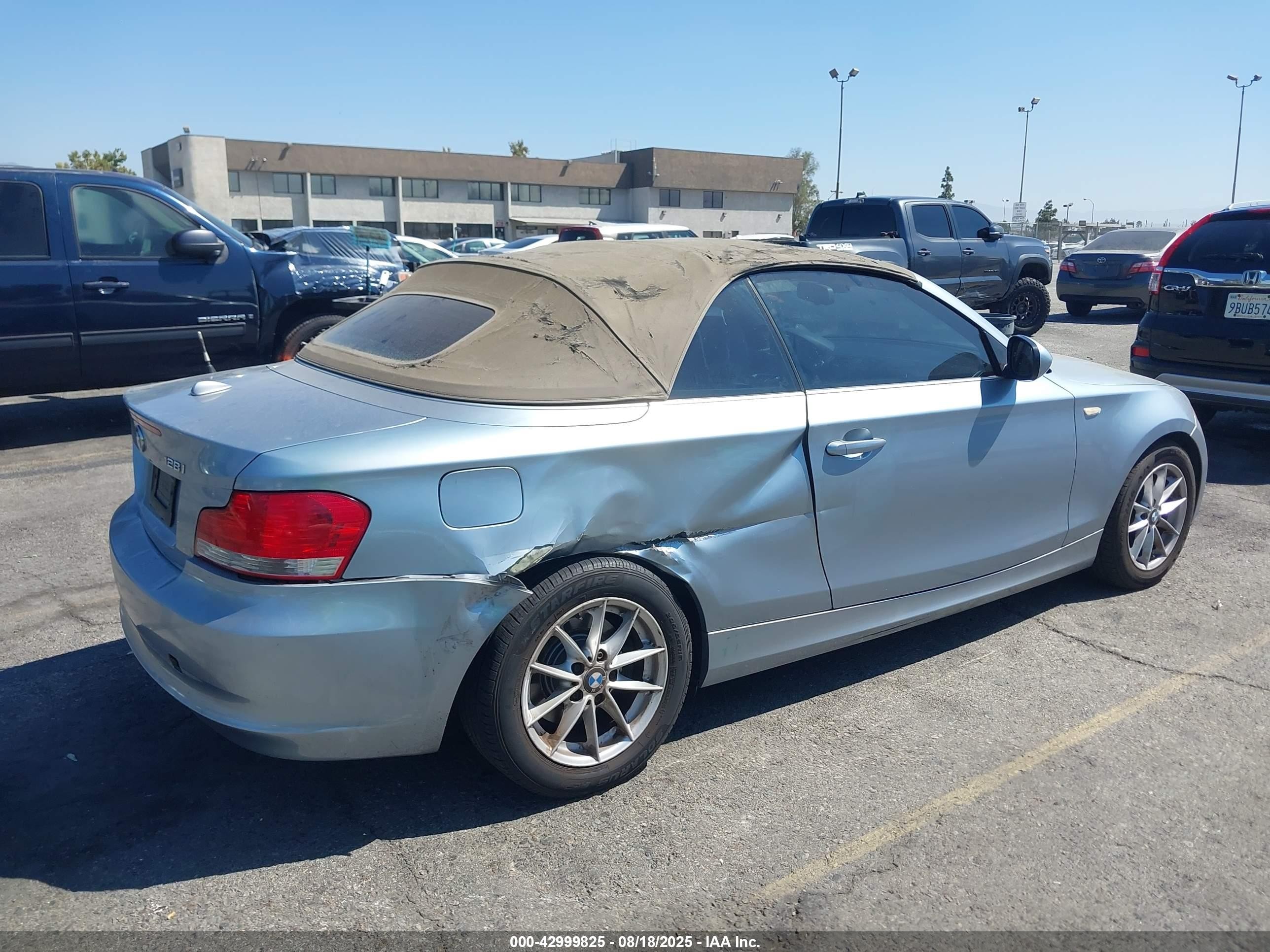 2010 Bmw 128i   Light Blue vin: WBAUN1C59AVH81962