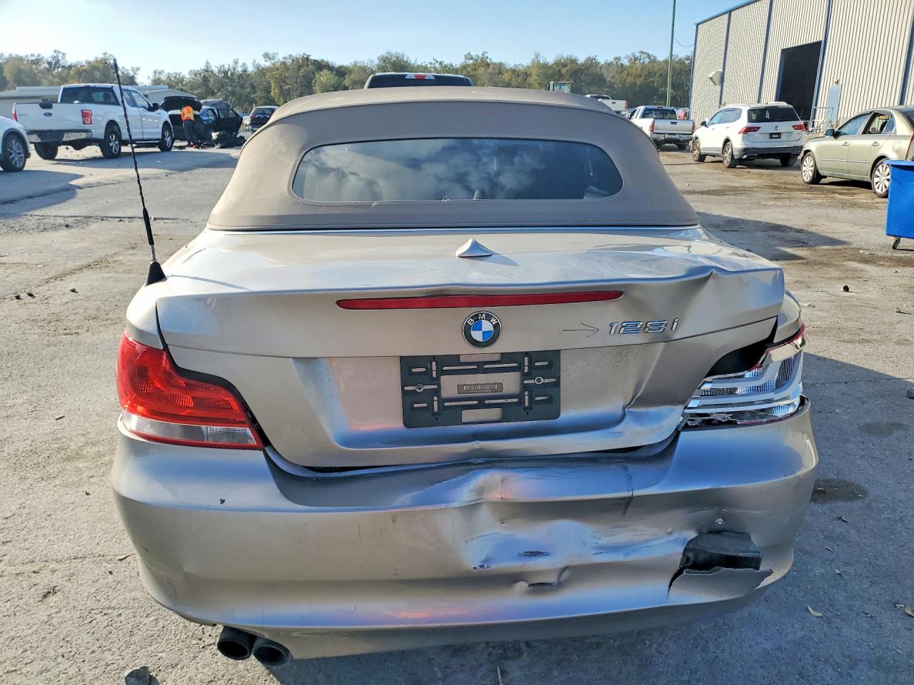 2013 Bmw 128 I Tan vin: WBAUN1C5XDVR00880
