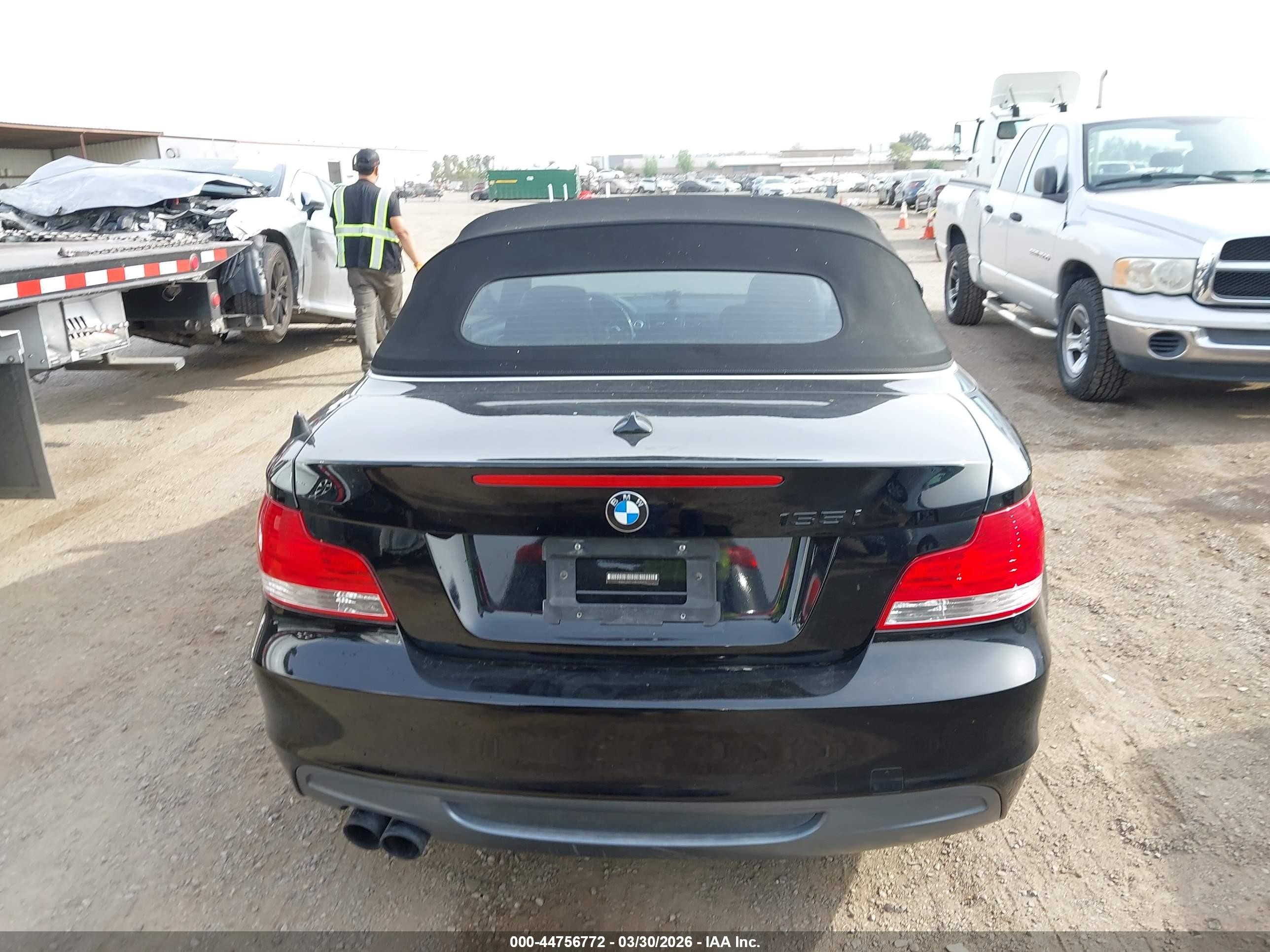 2011 Bmw 135i   Black vin: WBAUN7C51BVM24115
