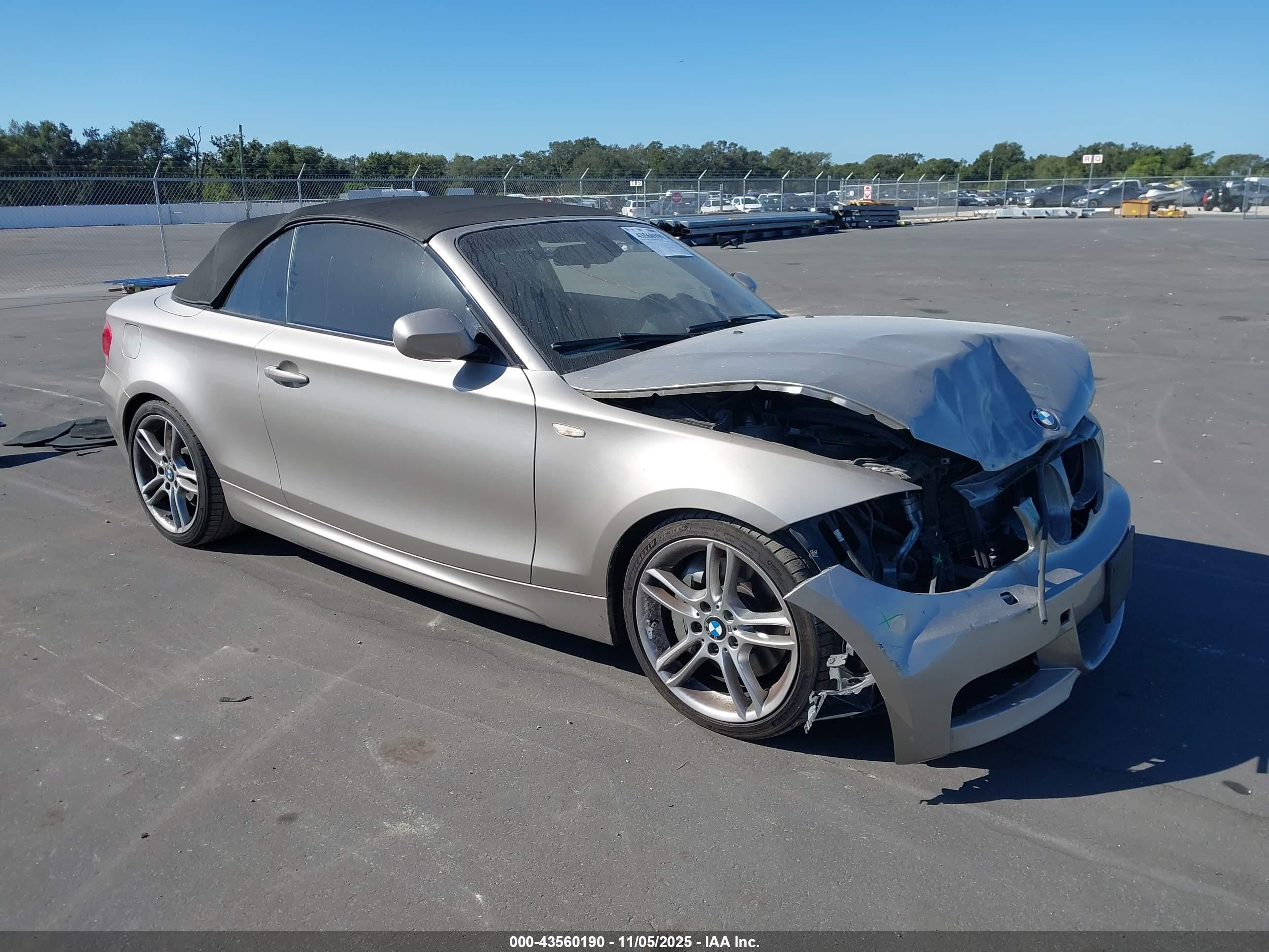 2011 Bmw 135i   Silver vin: WBAUN7C51BVM24602