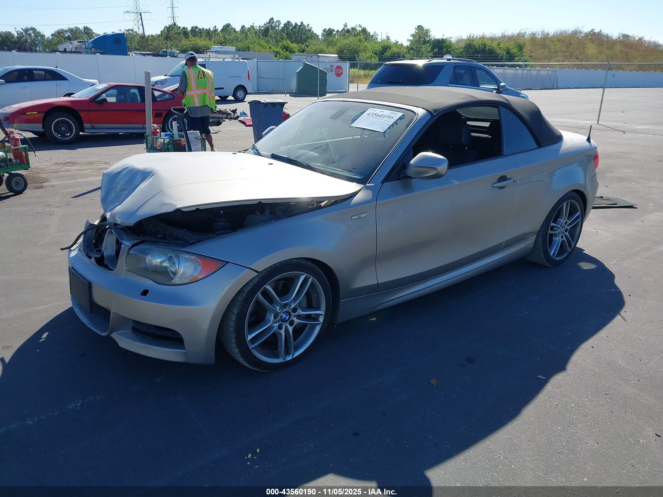 2011 Bmw 135i   Silver vin: WBAUN7C51BVM24602