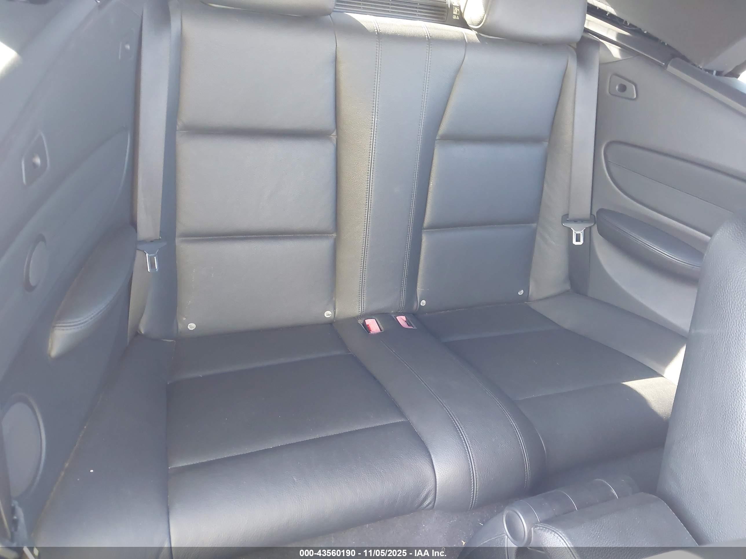 2011 Bmw 135i   Silver vin: WBAUN7C51BVM24602