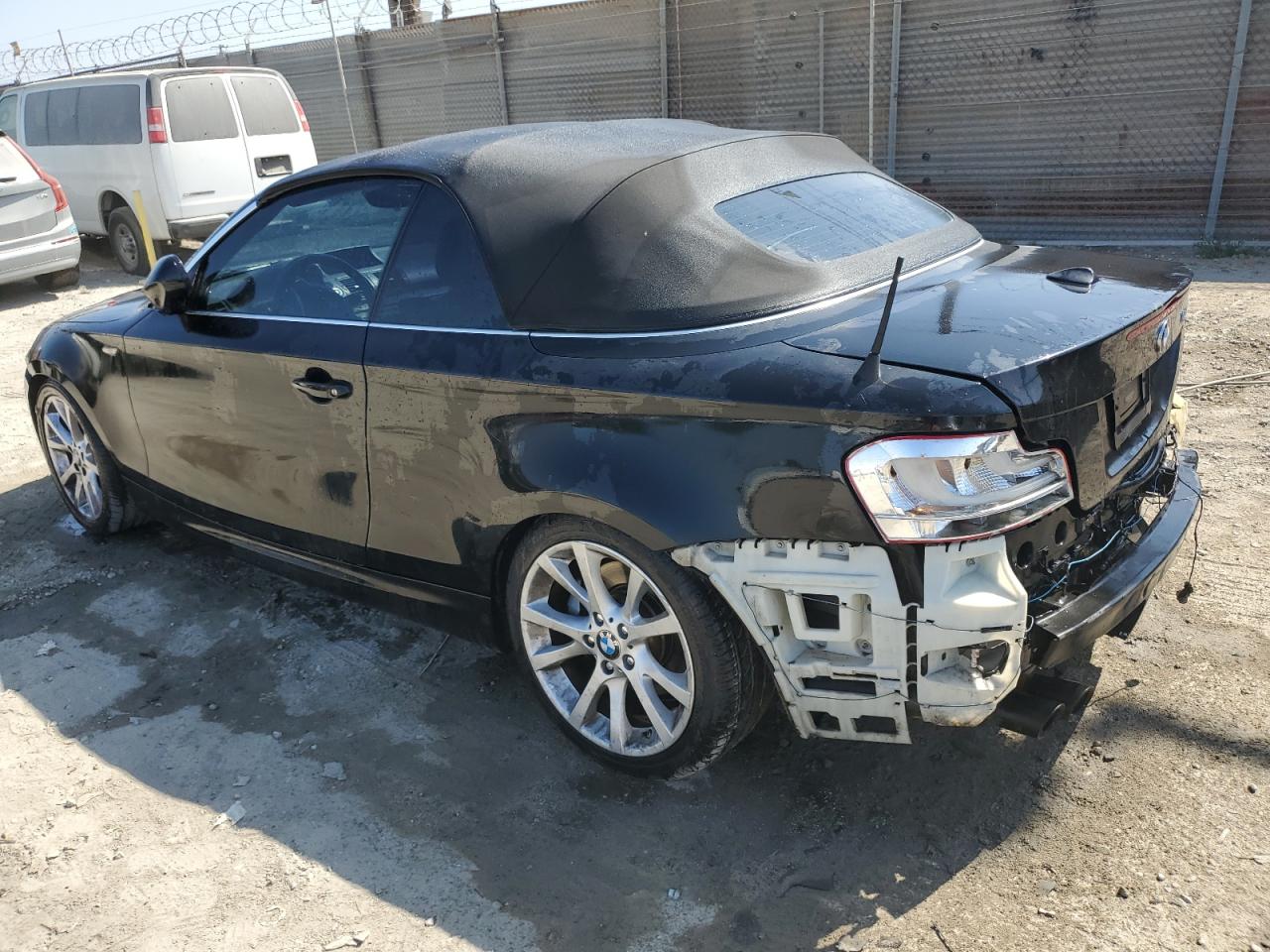 2012 Bmw 135 I Черный vin: WBAUN7C51CVM26738