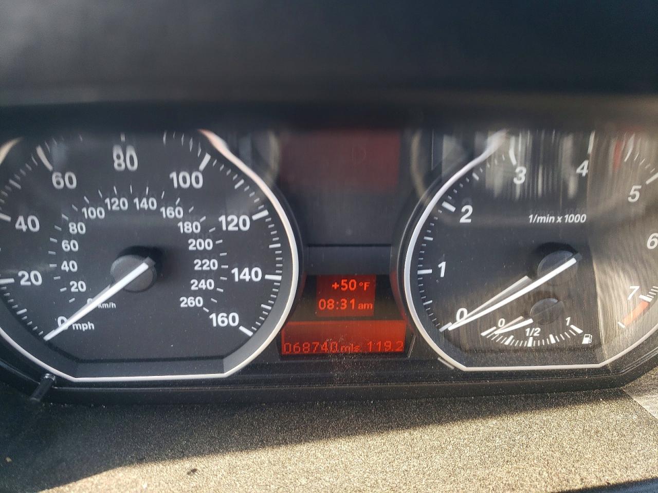 2011 Bmw 135 I Белый vin: WBAUN7C52BVM24754