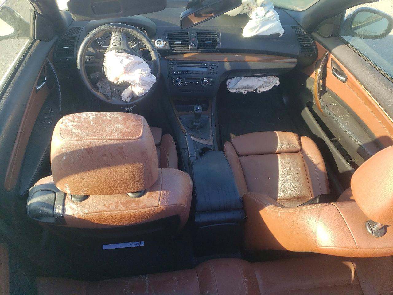 2011 Bmw 135 I Белый vin: WBAUN7C52BVM24754