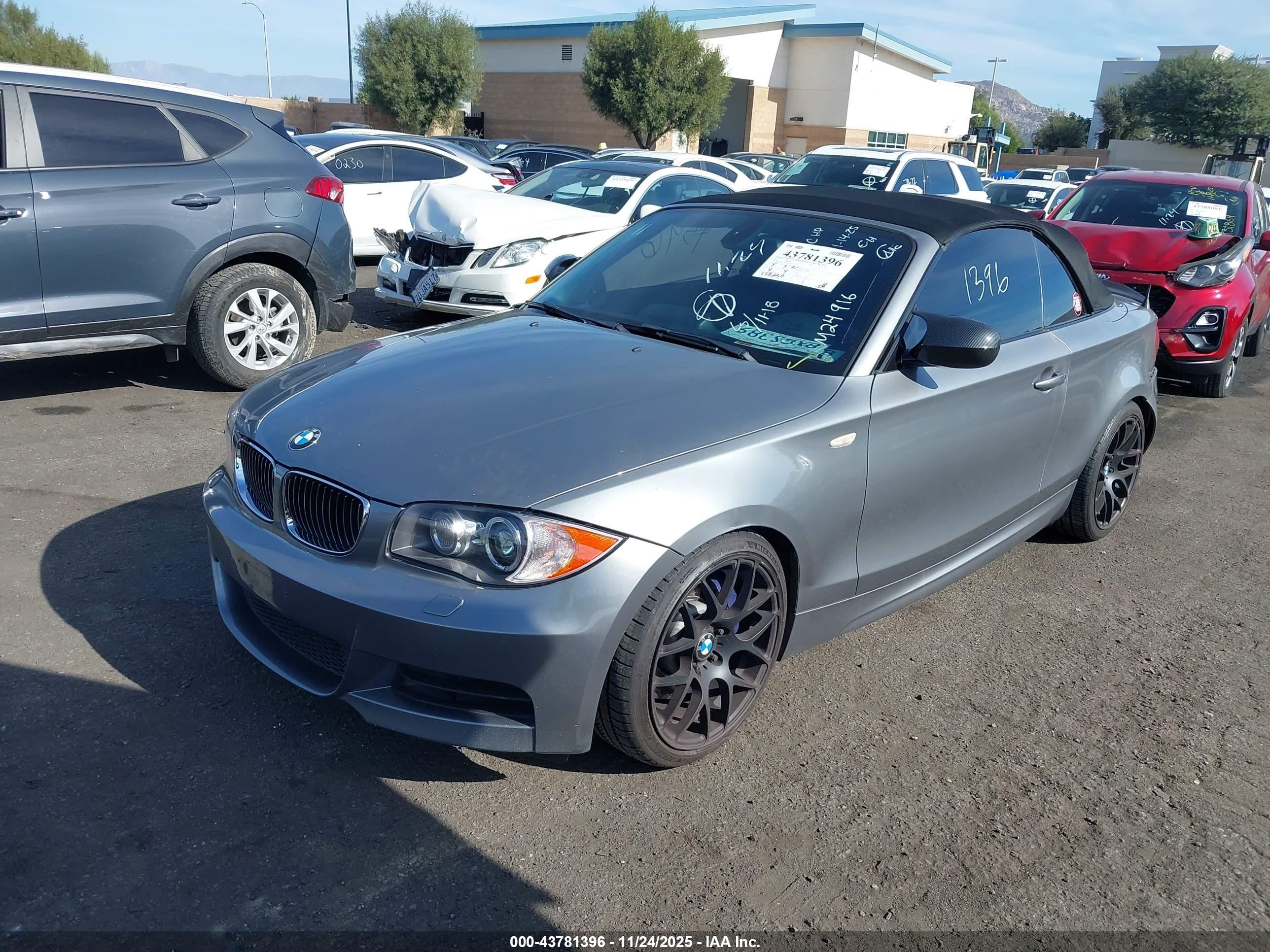 2011 Bmw 135i   Gray vin: WBAUN7C52BVM24916
