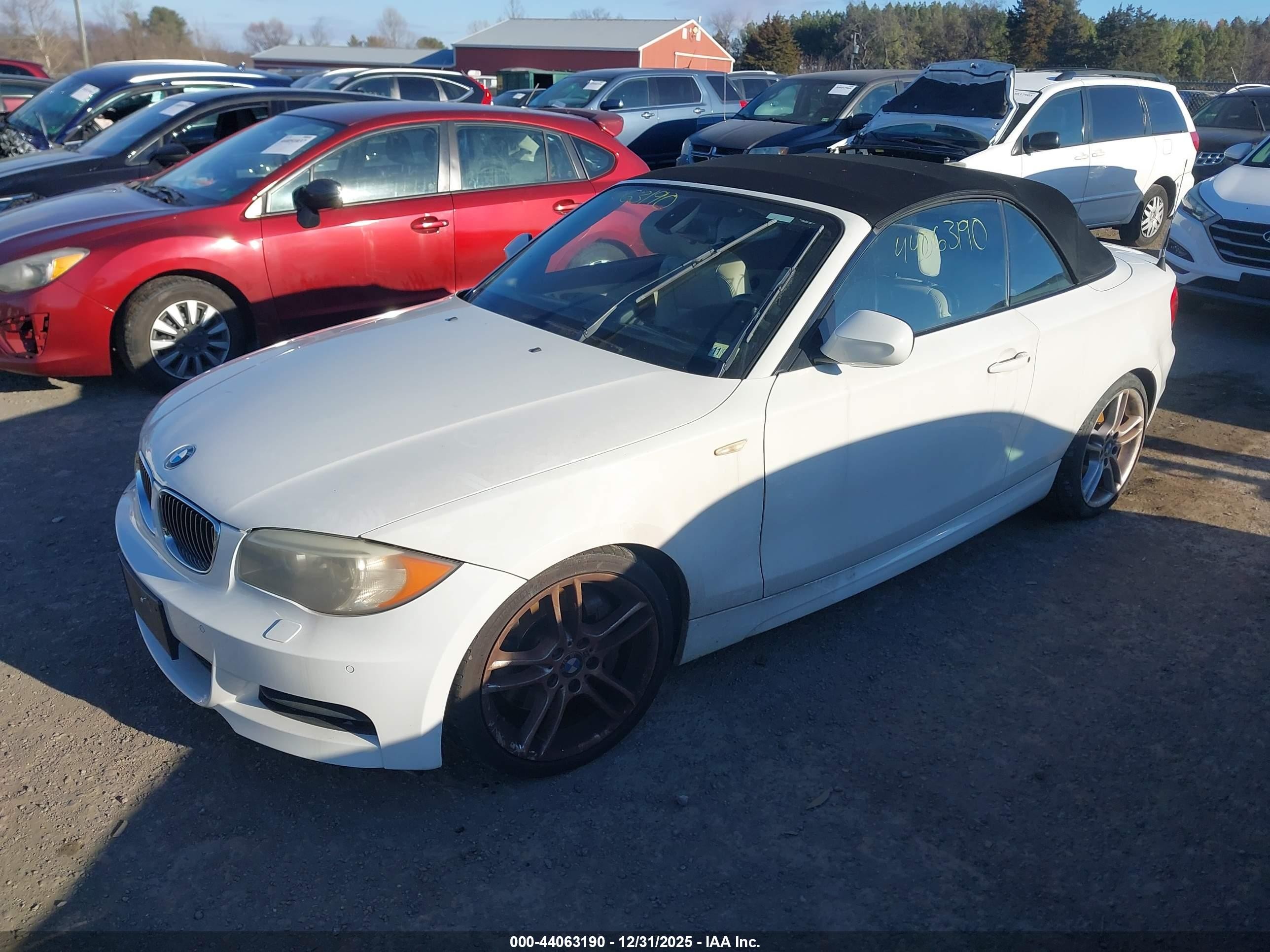 2012 Bmw 135i   White vin: WBAUN7C52CVM25677