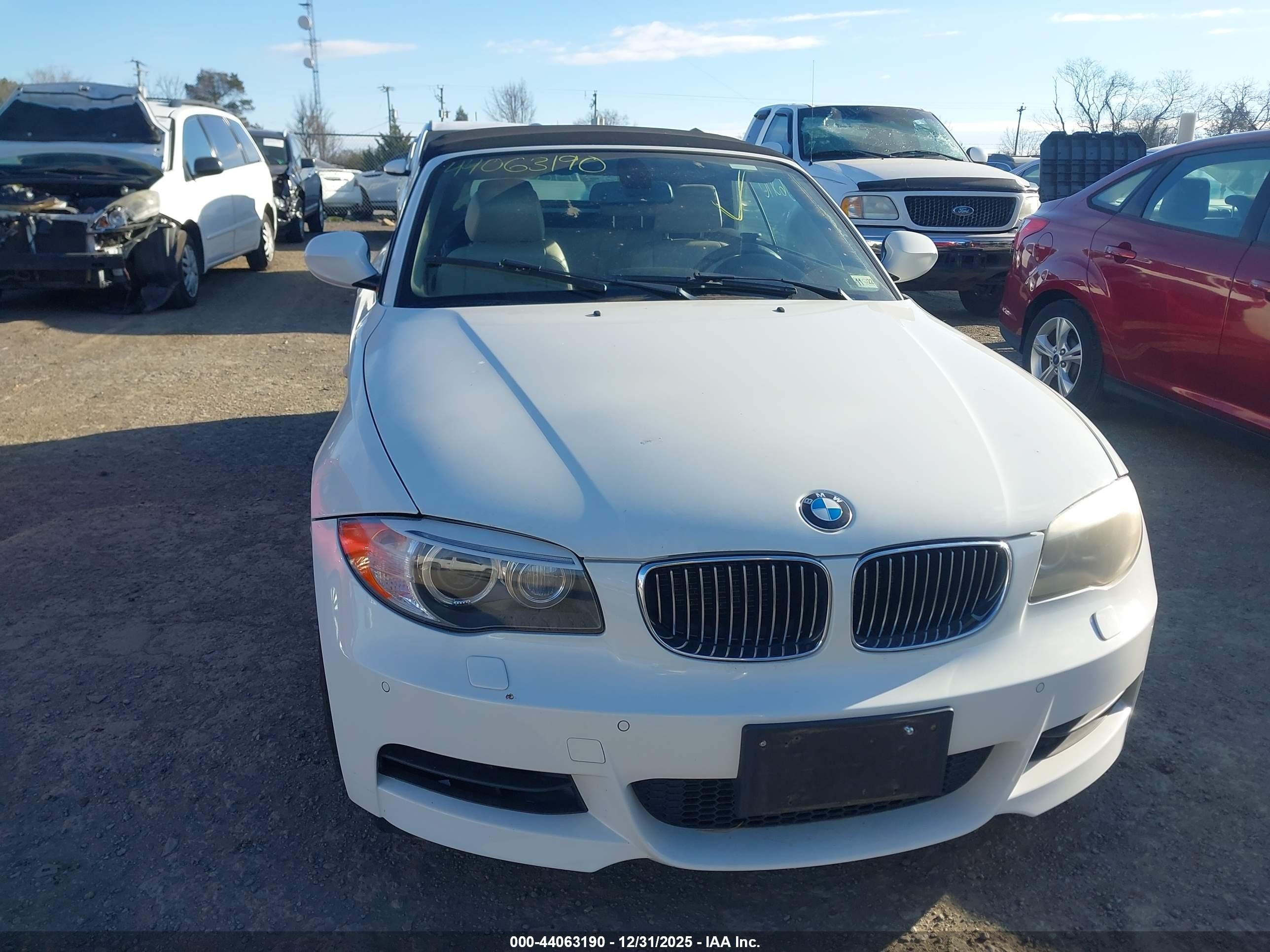 2012 Bmw 135i   White vin: WBAUN7C52CVM25677