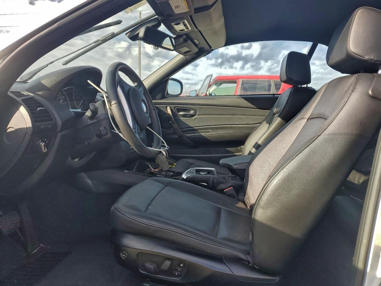 2012 Bmw 135 I Silver vin: WBAUN7C53CVM26482