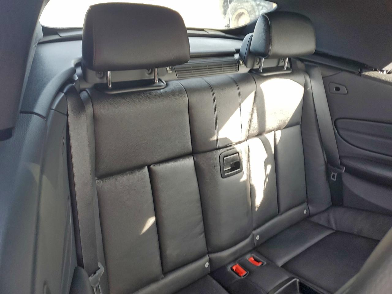 2012 Bmw 135 I Silver vin: WBAUN7C53CVM26482