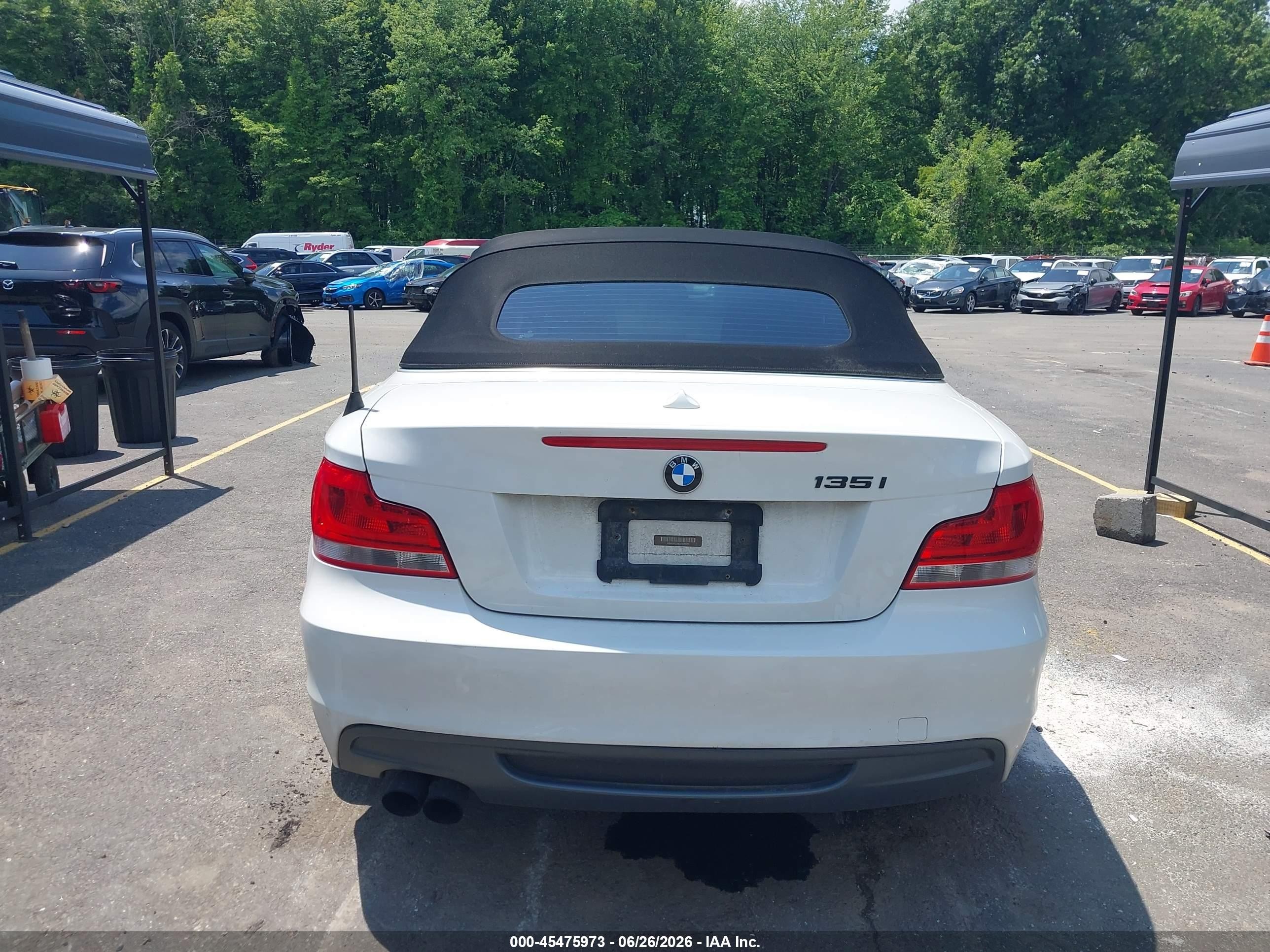 2013 Bmw 135i   Белый vin: WBAUN7C53DVM26970