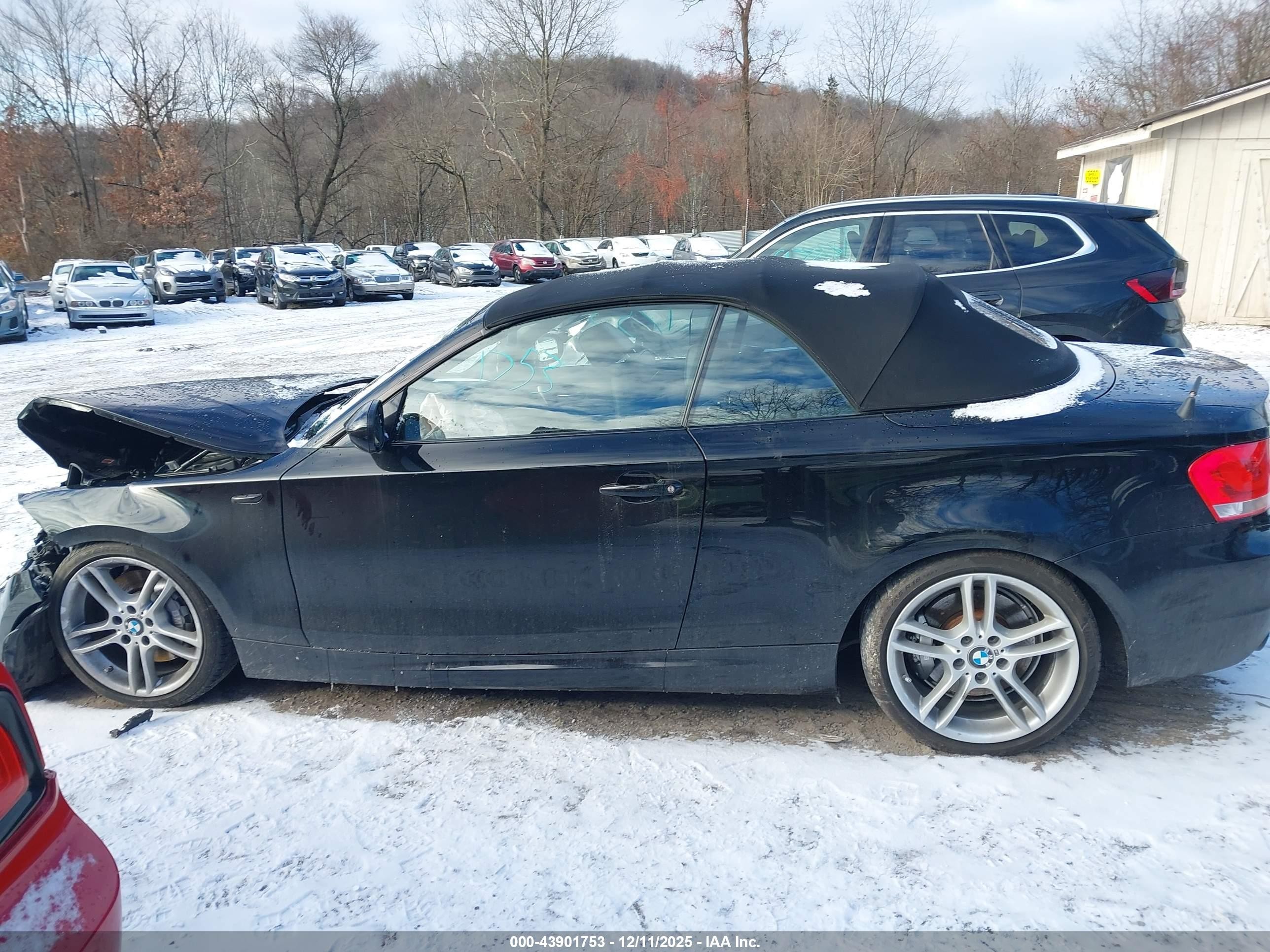 2013 Bmw 135i   Black vin: WBAUN7C54DVM27531