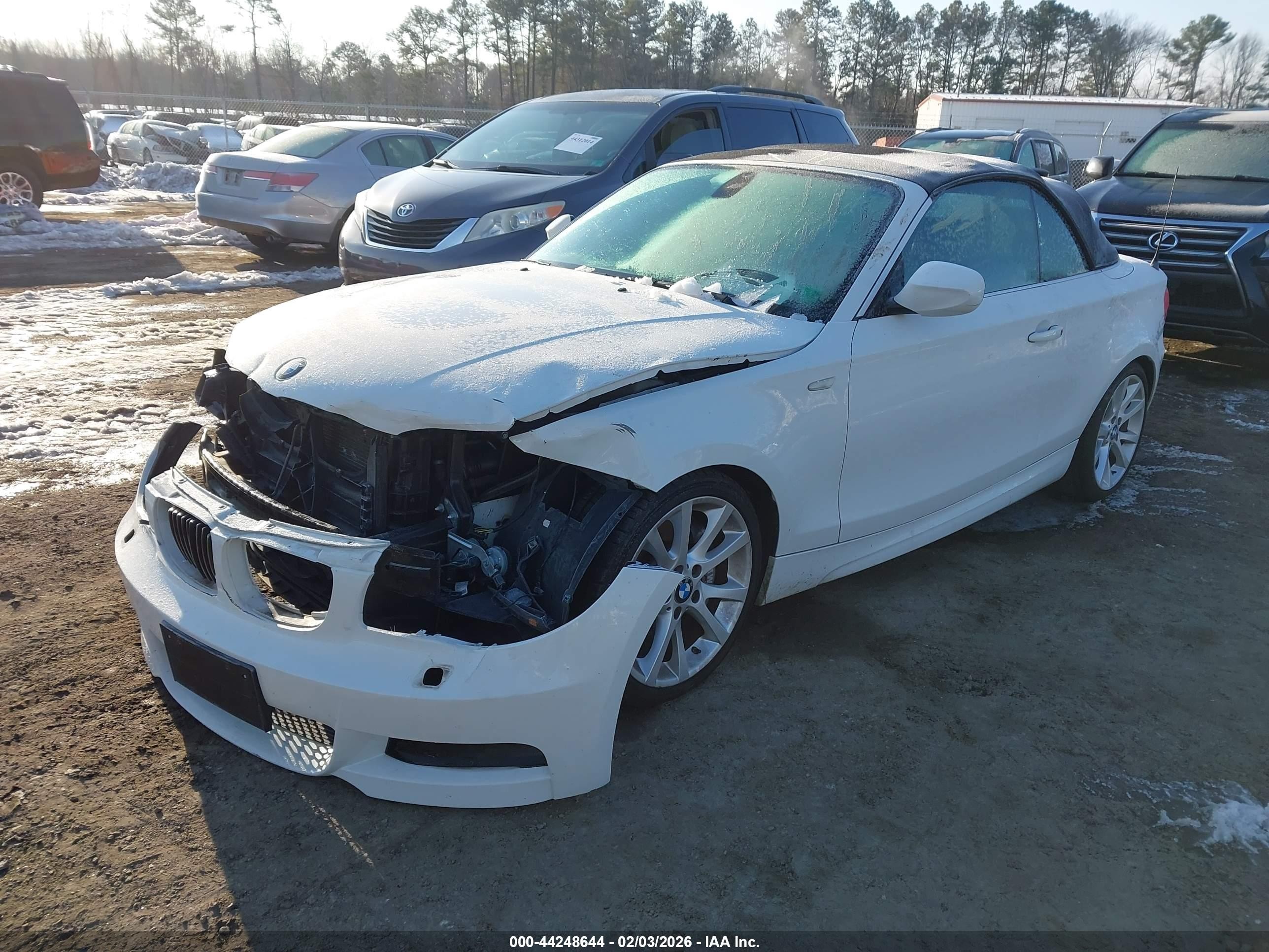 2013 Bmw 135i   Белый vin: WBAUN7C55DVM27912