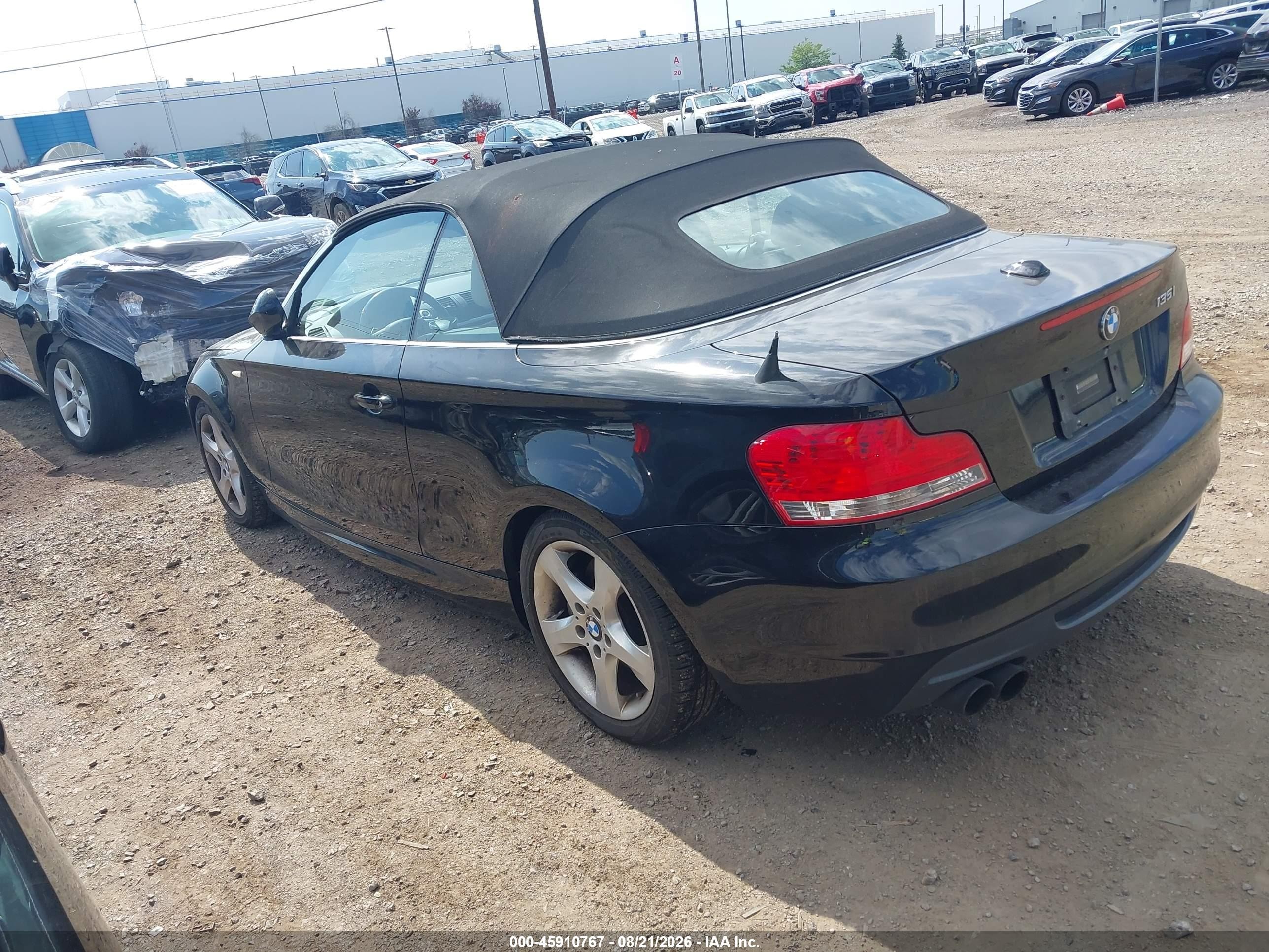 2011 Bmw 135i   Black vin: WBAUN7C56BVM24739