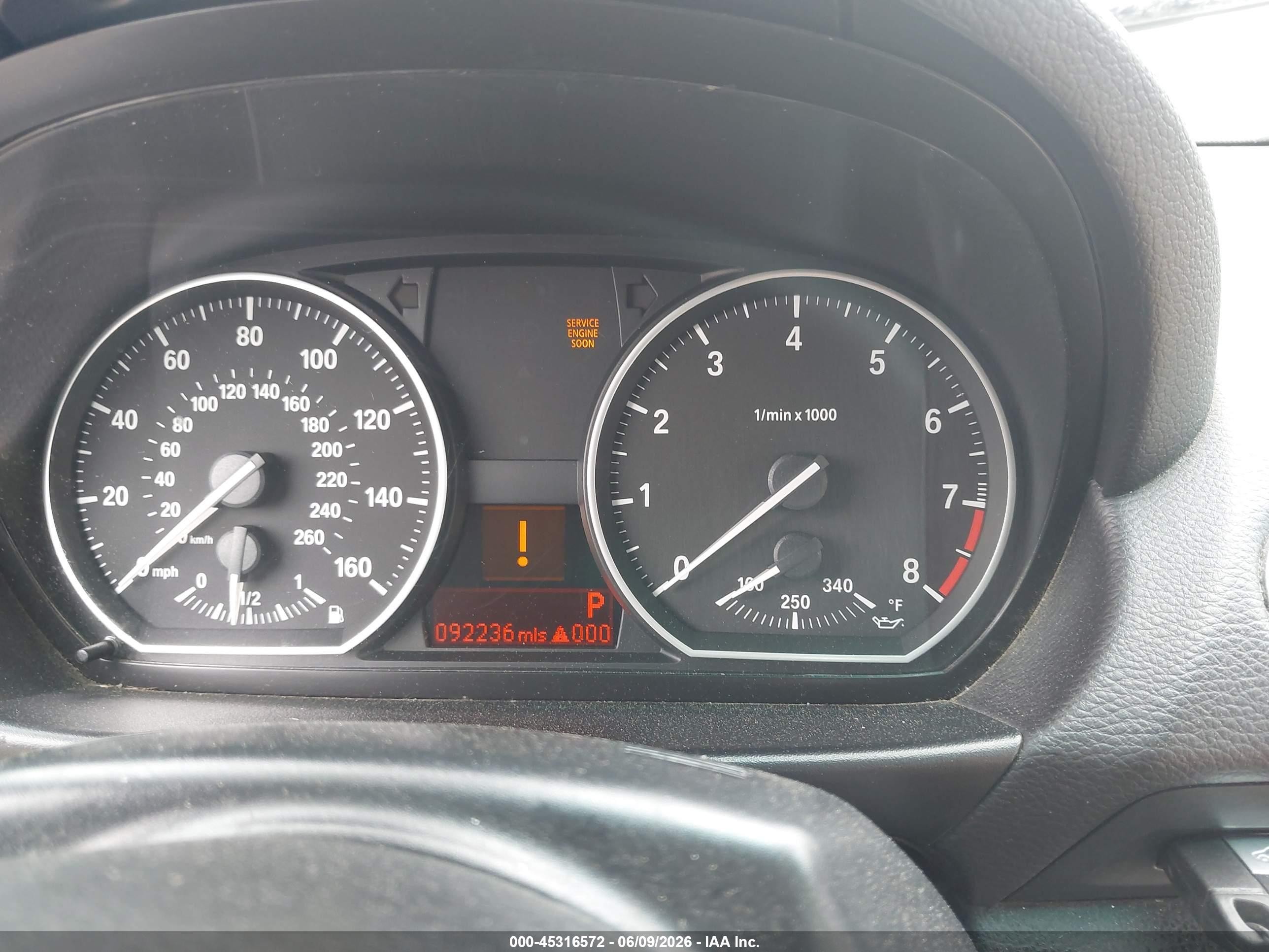 2011 Bmw 135i   White vin: WBAUN7C56BVM25499