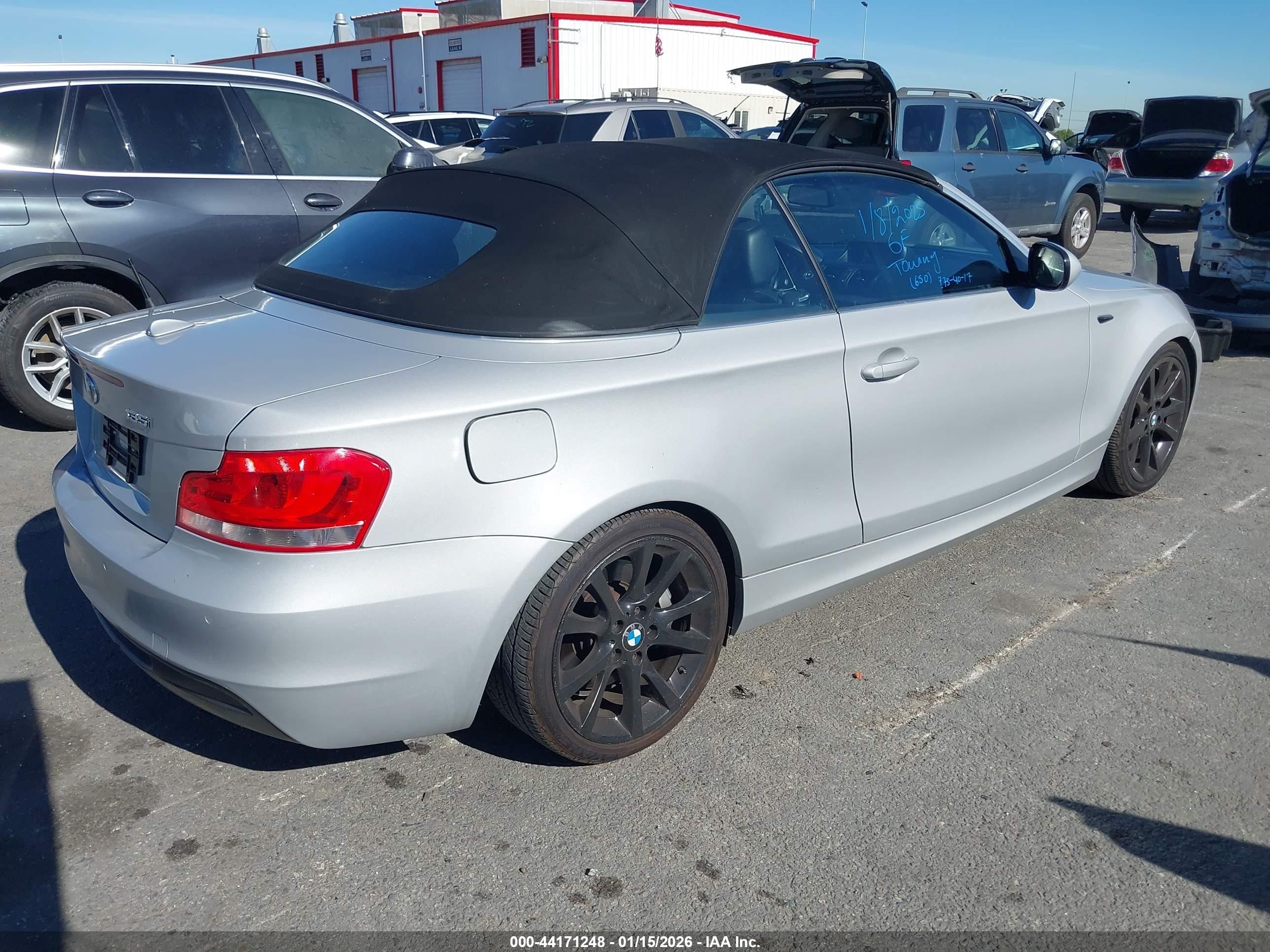2013 Bmw 135i   Серебряный vin: WBAUN7C56DVM27109