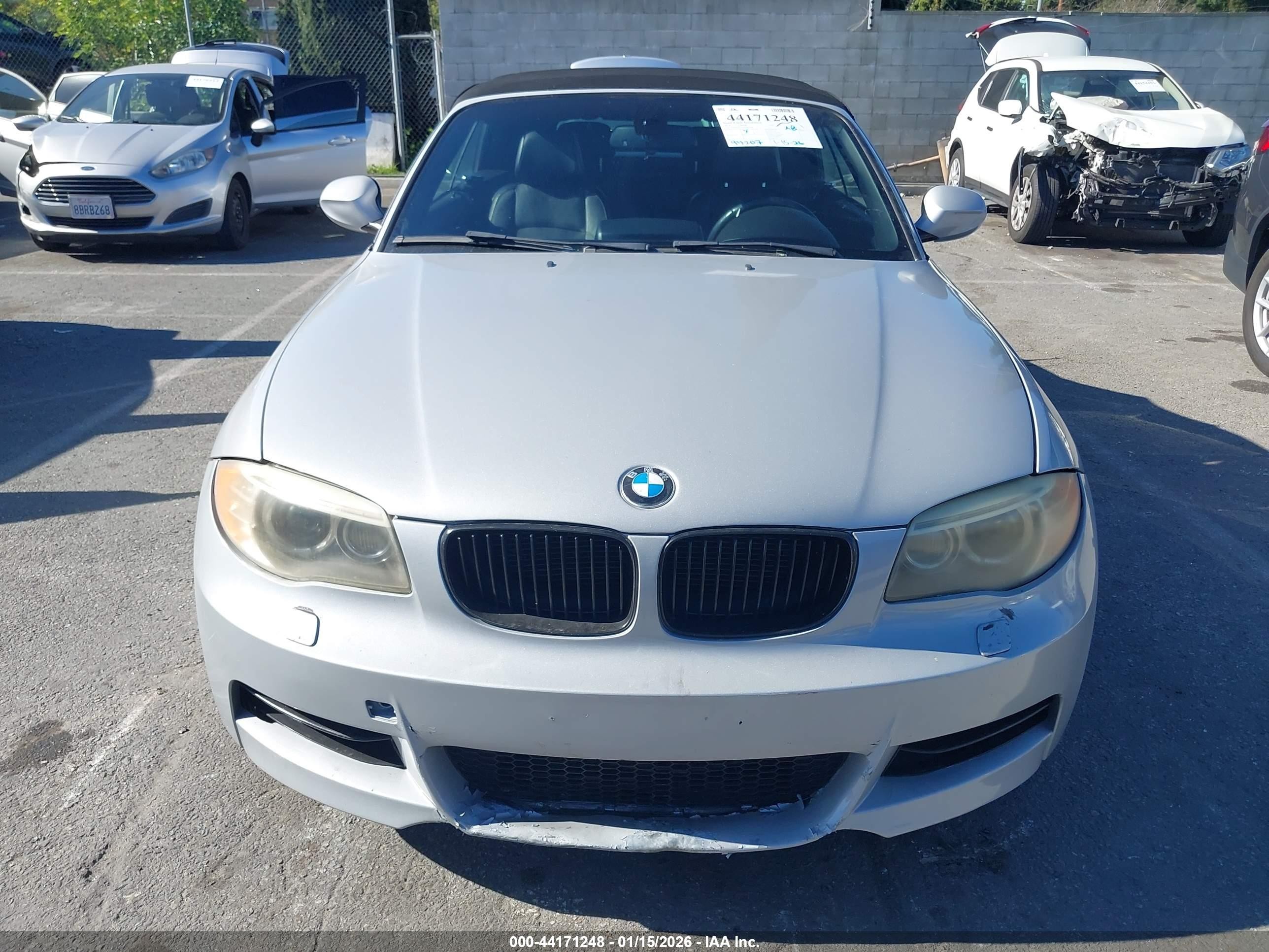 2013 Bmw 135i   Серебряный vin: WBAUN7C56DVM27109