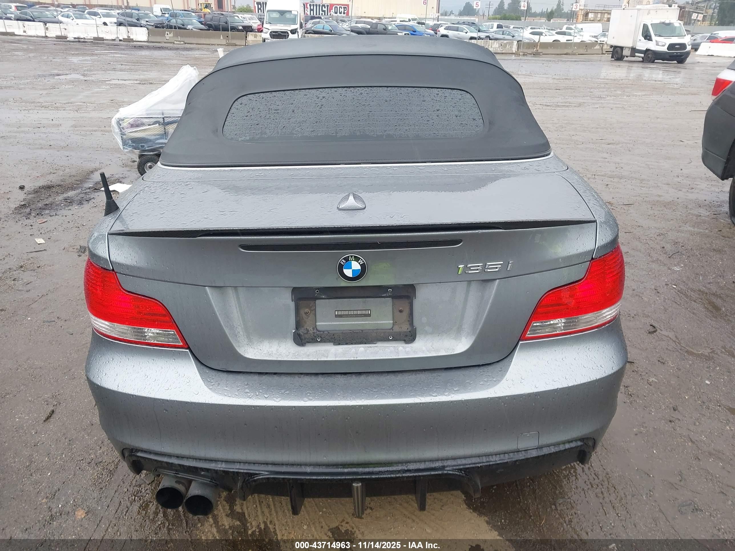 2011 Bmw 135i   Silver vin: WBAUN7C57BVM24698