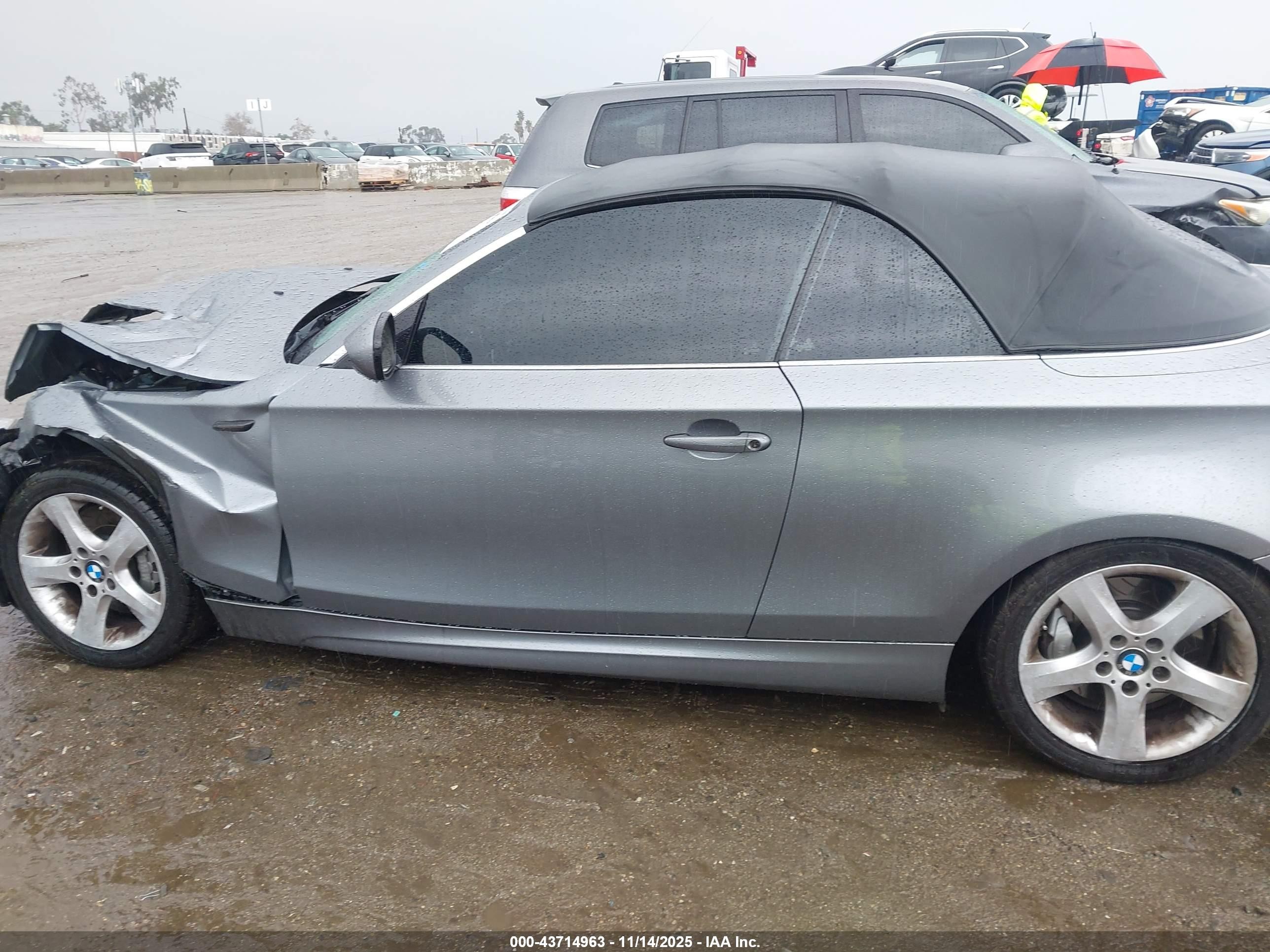 2011 Bmw 135i   Silver vin: WBAUN7C57BVM24698