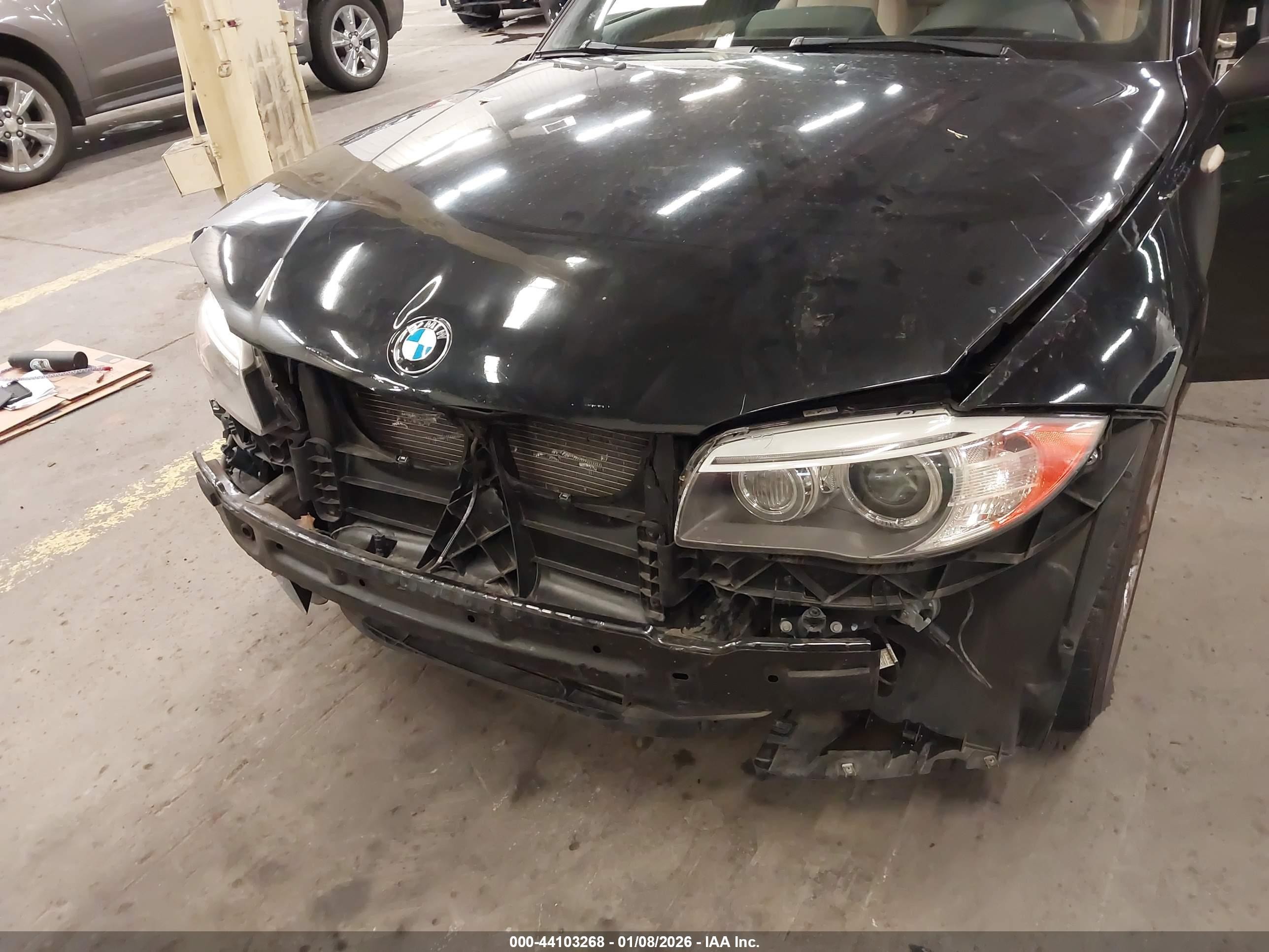 2012 Bmw 135i   Black vin: WBAUN7C57CVM26372