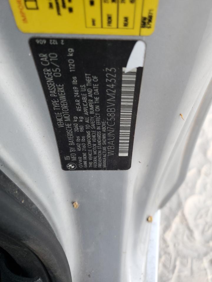 2011 Bmw 135 I Silver vin: WBAUN7C58BVM24323