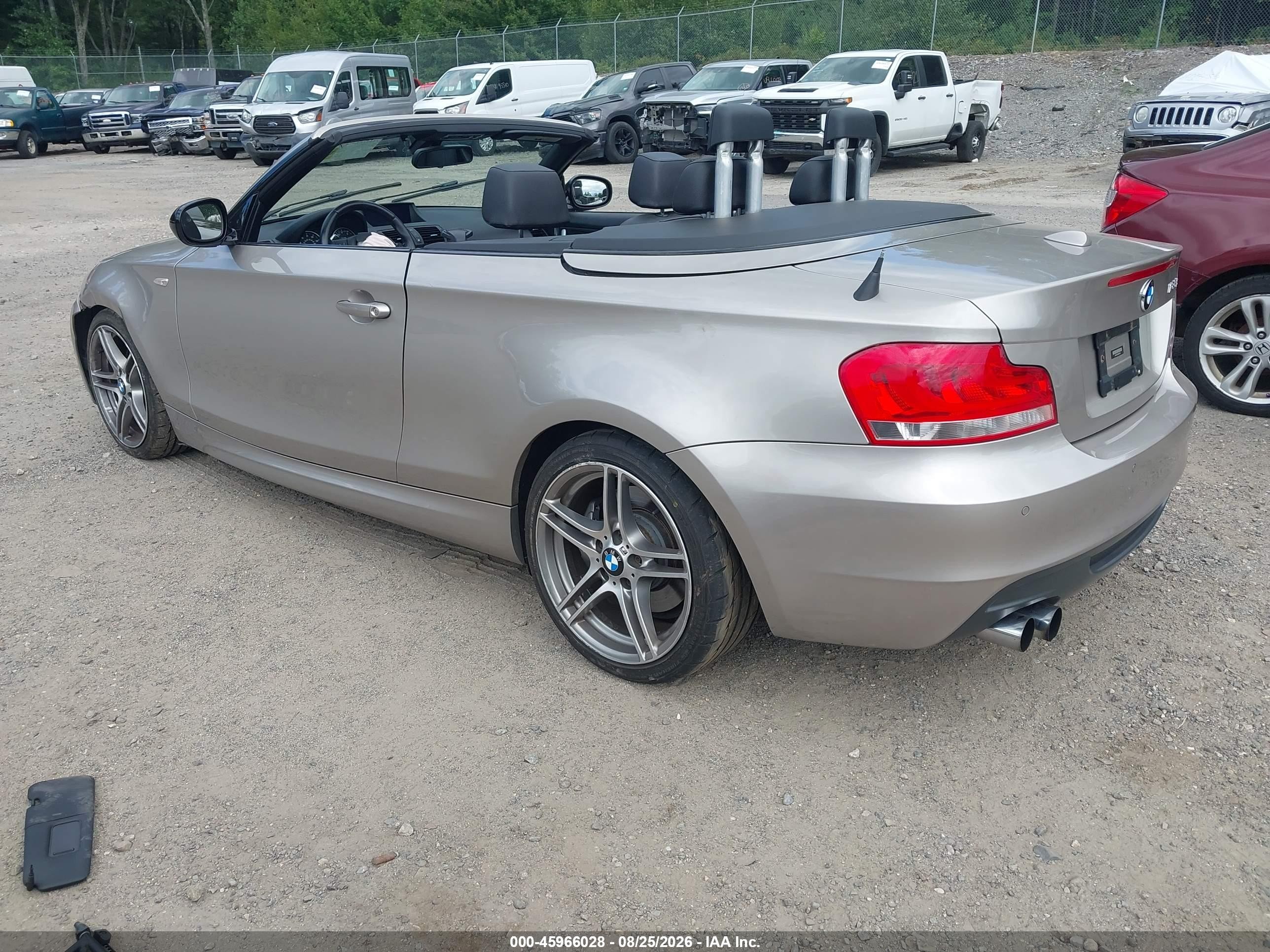 2013 Bmw 135i   Tan vin: WBAUN7C58DVM27208