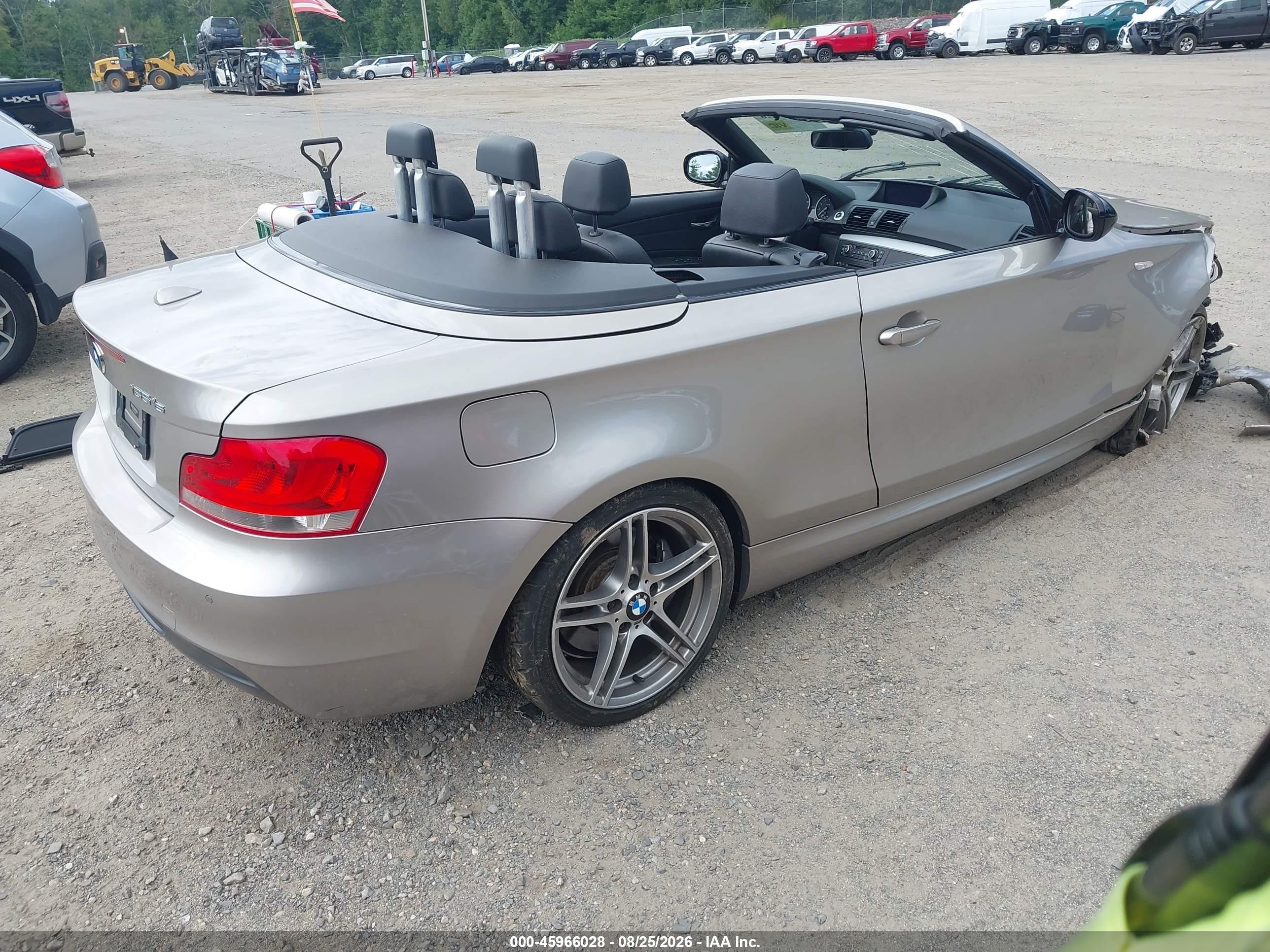 2013 Bmw 135i   Tan vin: WBAUN7C58DVM27208