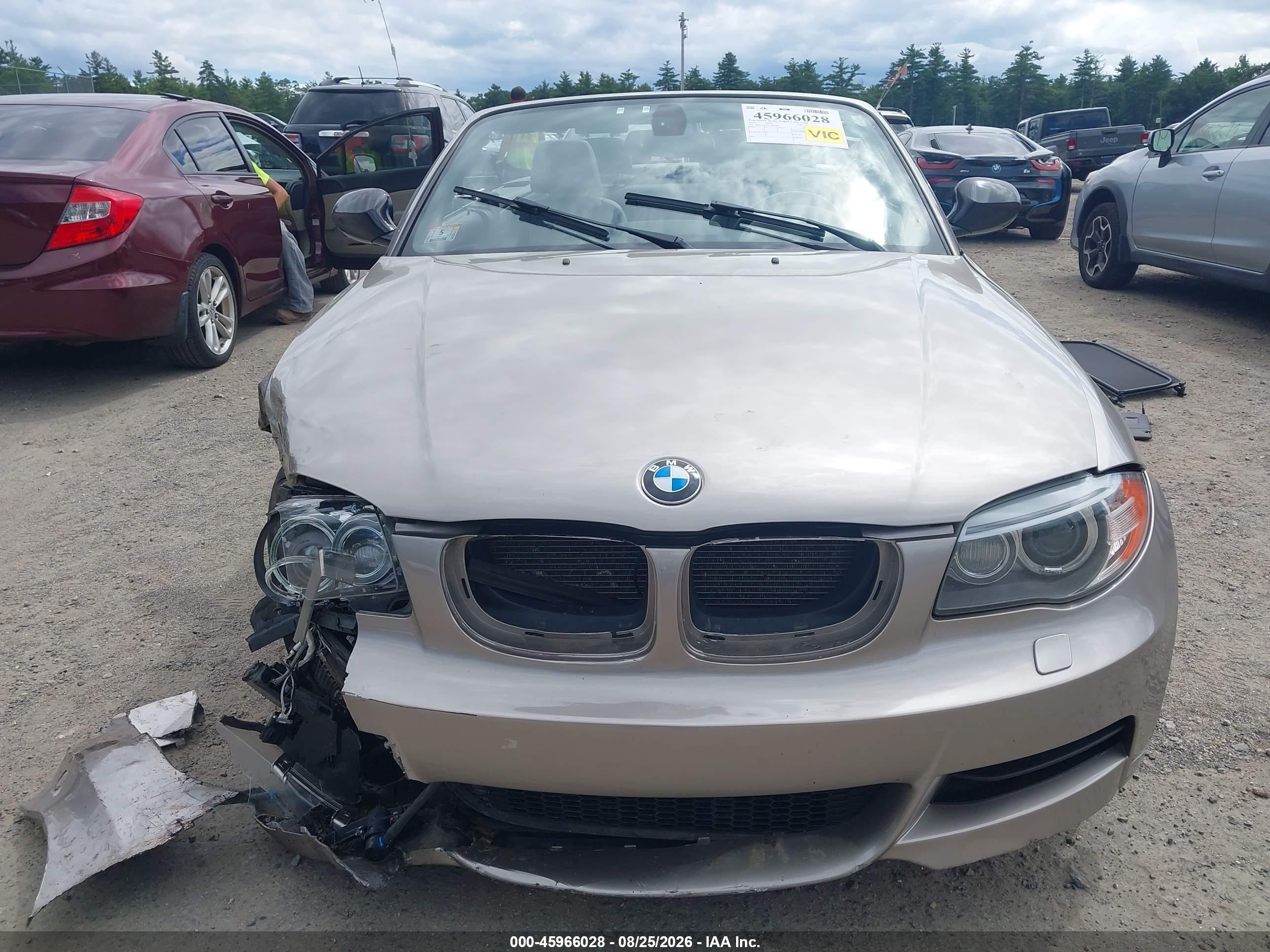2013 Bmw 135i   Tan vin: WBAUN7C58DVM27208