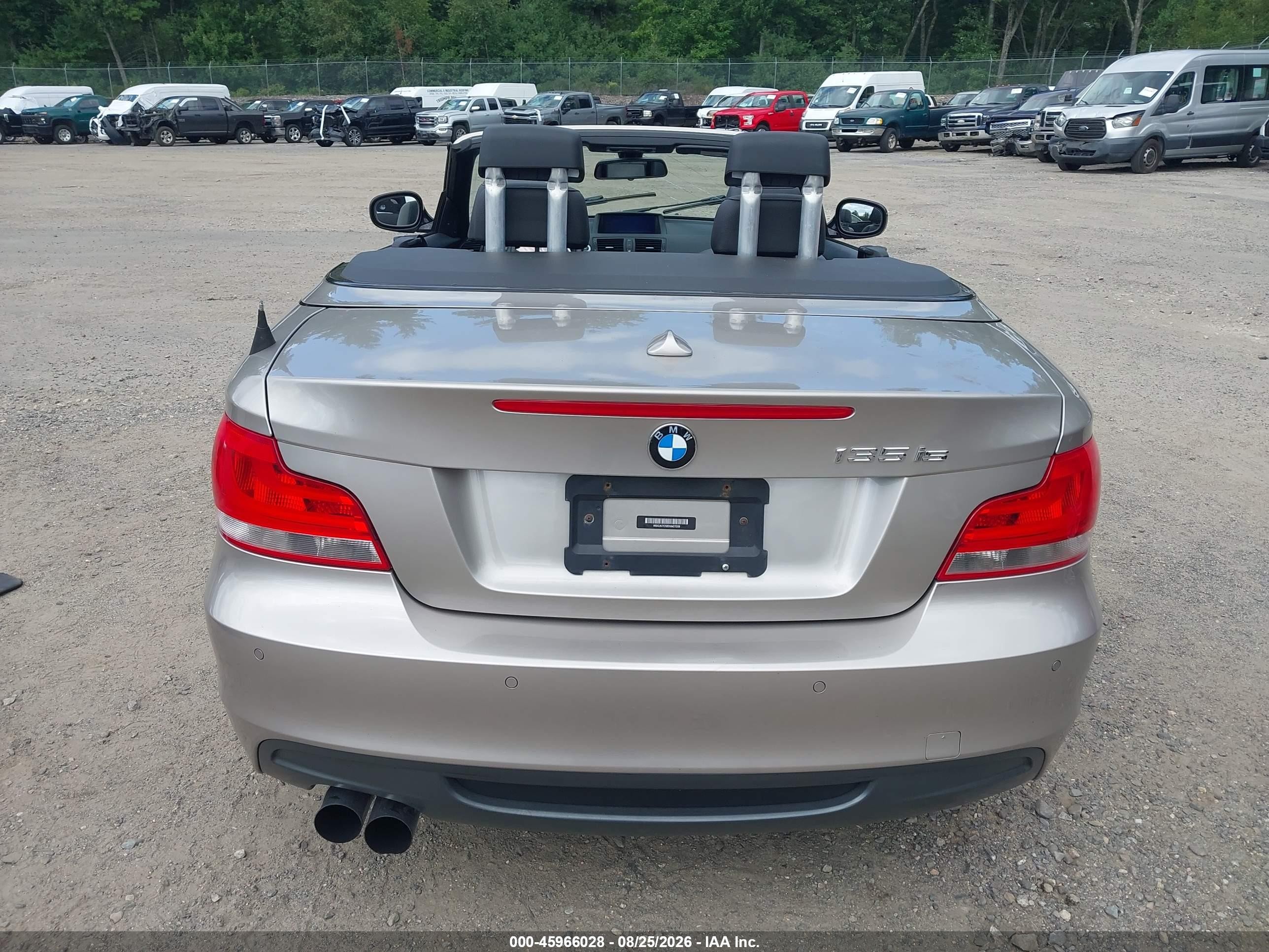 2013 Bmw 135i   Tan vin: WBAUN7C58DVM27208