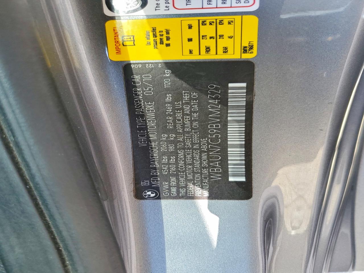 2011 Bmw 135 I Gray vin: WBAUN7C59BVM24329