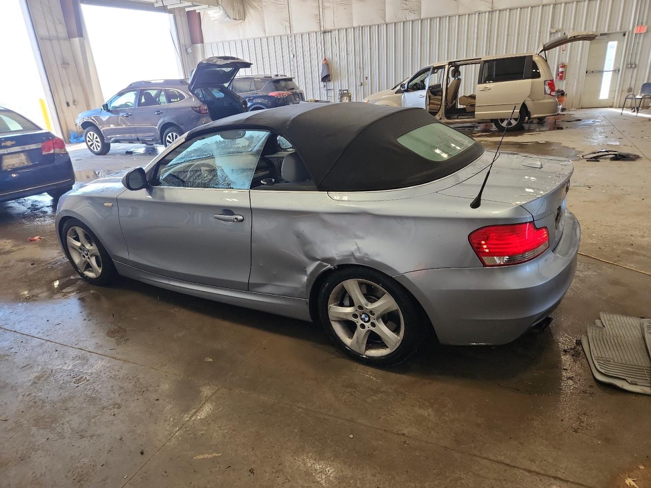 2011 Bmw 135 I Blue vin: WBAUN7C59BVM24394