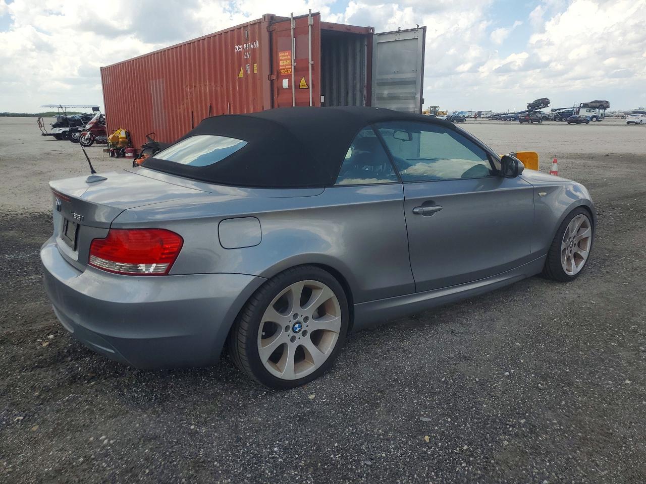 2011 Bmw 135 I Gray vin: WBAUN7C5XBVM24954