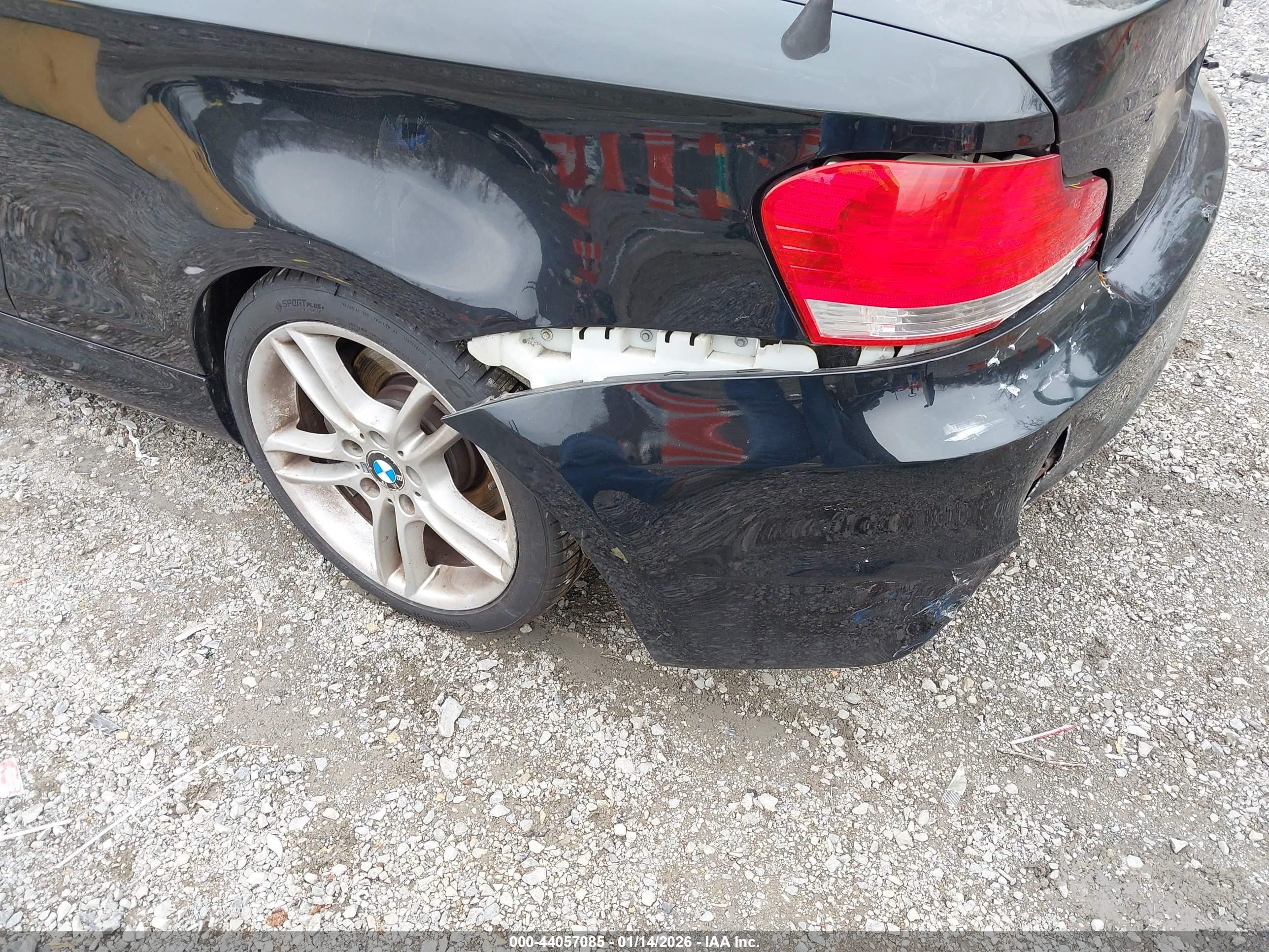 2011 Bmw 135i   Black vin: WBAUN7C5XBVM25246