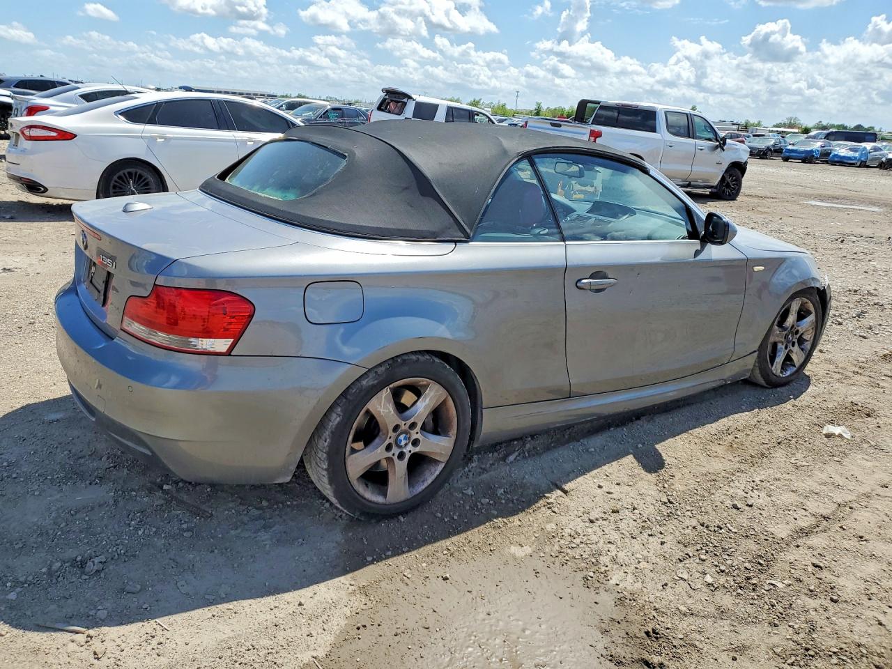 2011 Bmw 135 I Gray vin: WBAUN7C5XBVM25425